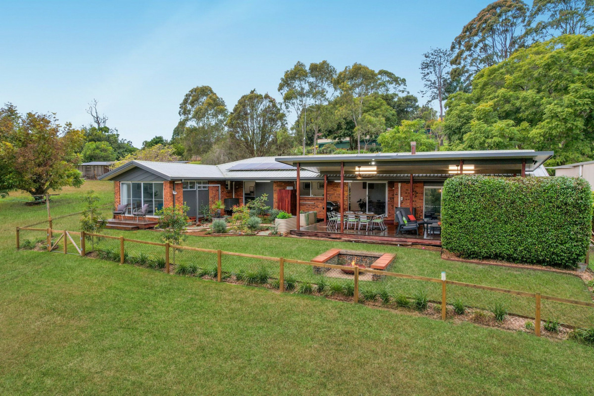 1891 Beechmont Road, BEECHMONT