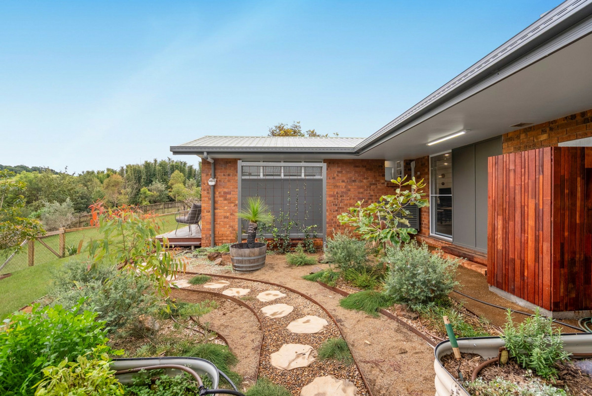 1891 Beechmont Road, BEECHMONT