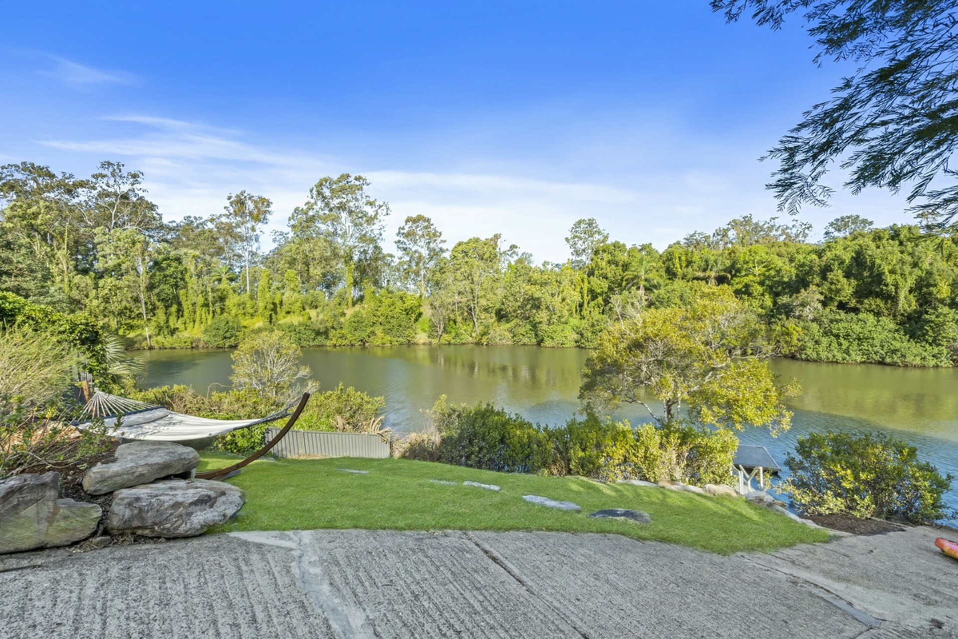 53 Nerang River Drive, NERANG