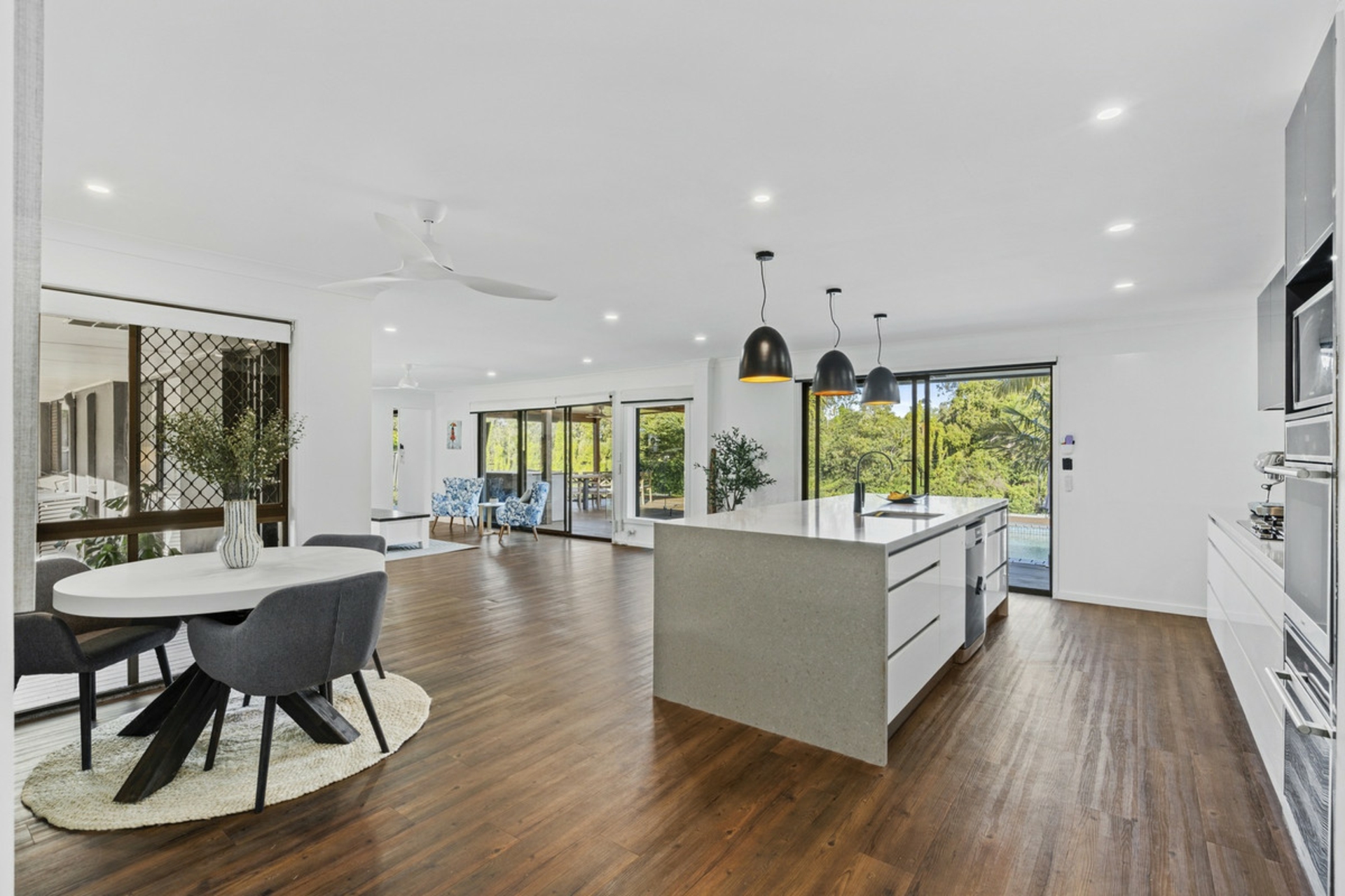 53 Nerang River Drive, NERANG