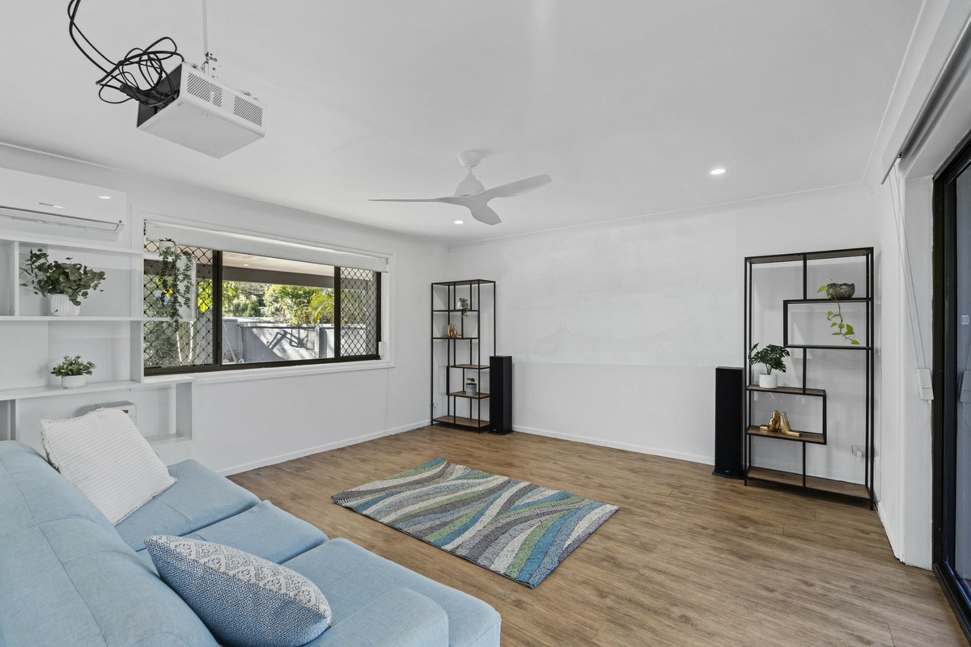 53 Nerang River Drive, NERANG