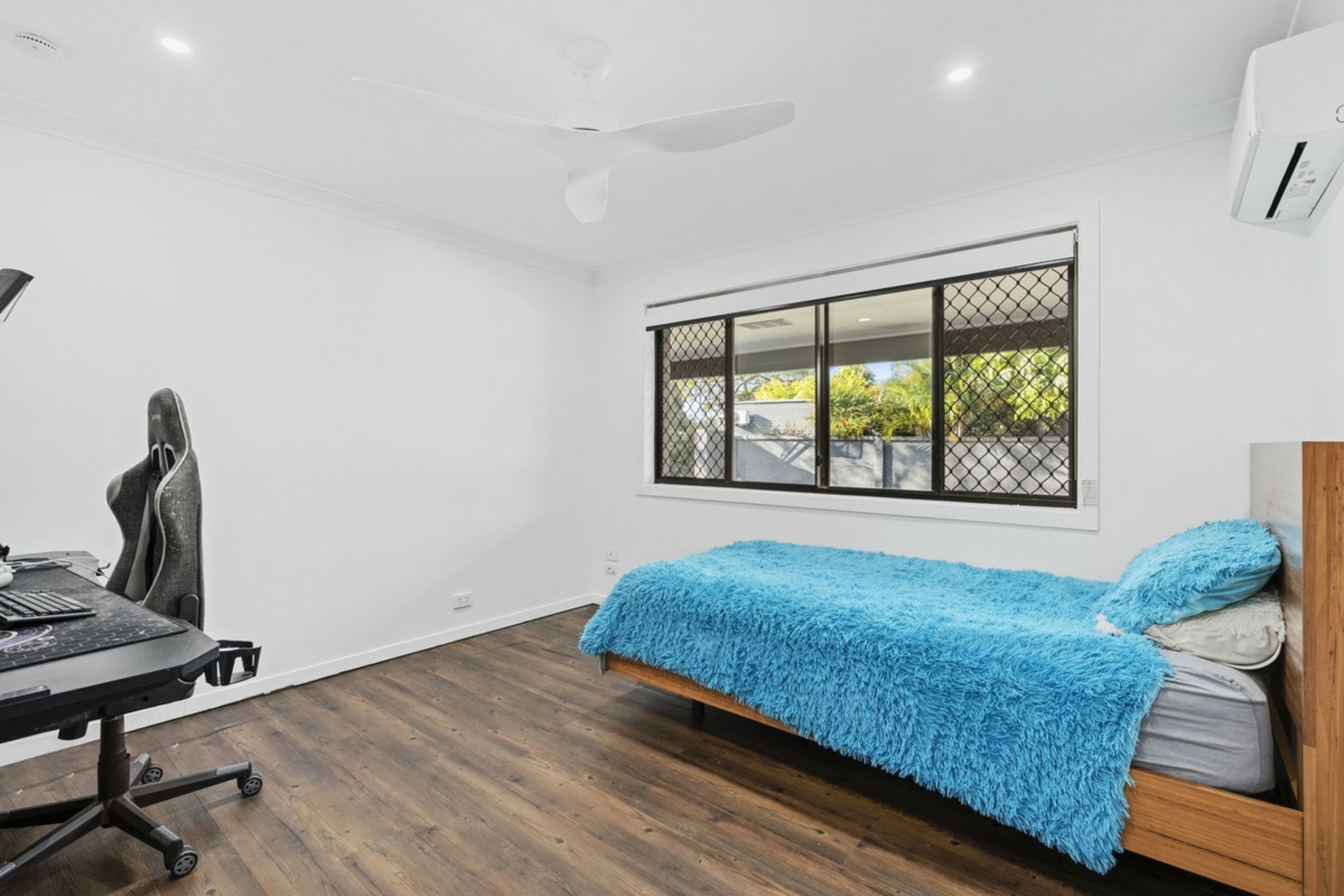 53 Nerang River Drive, NERANG