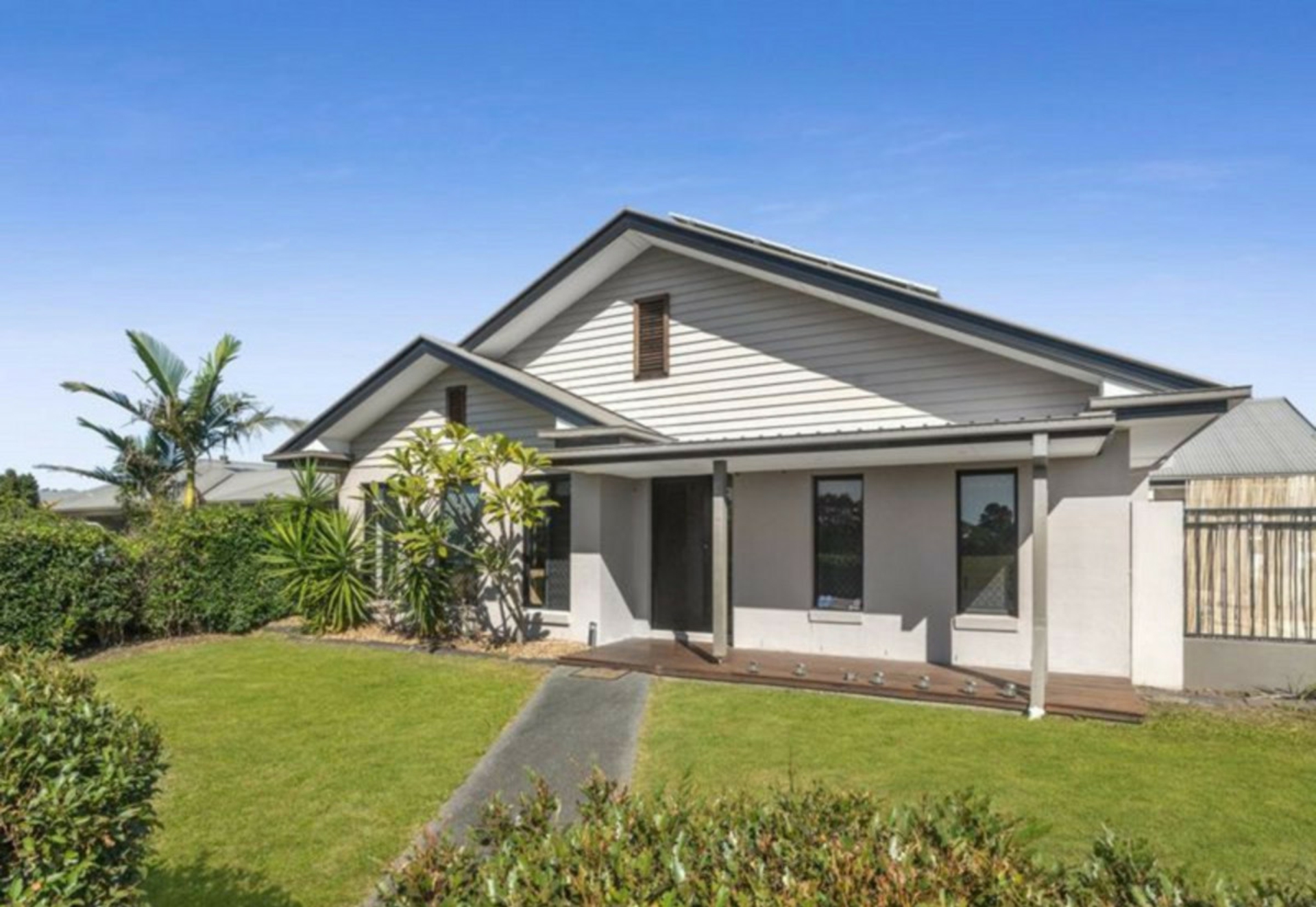 7 Pincally Crescent, ORMEAU