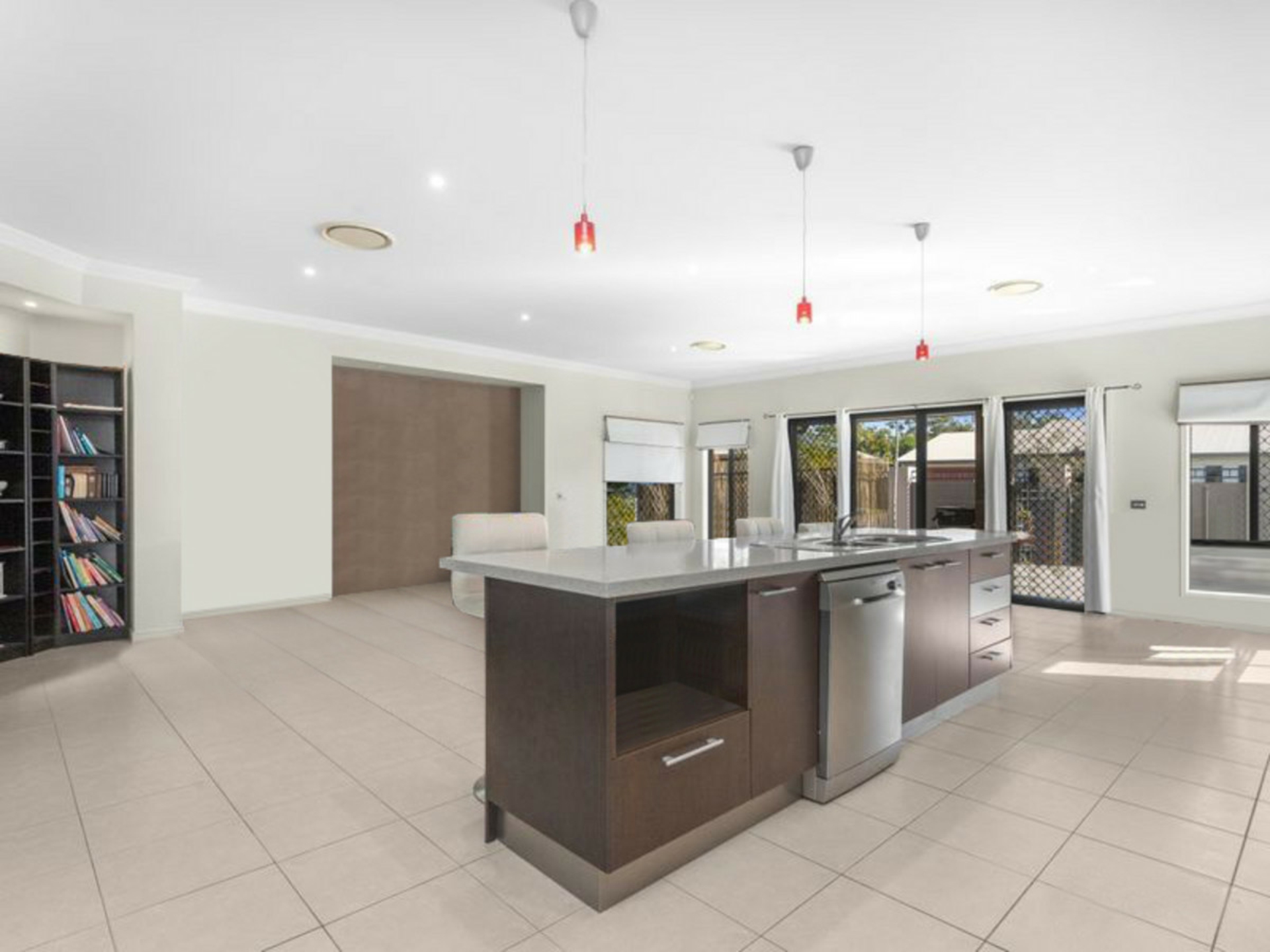 7 Pincally Crescent, ORMEAU