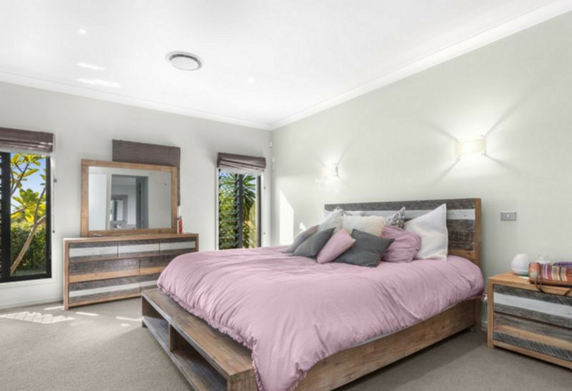 7 Pincally Crescent, ORMEAU