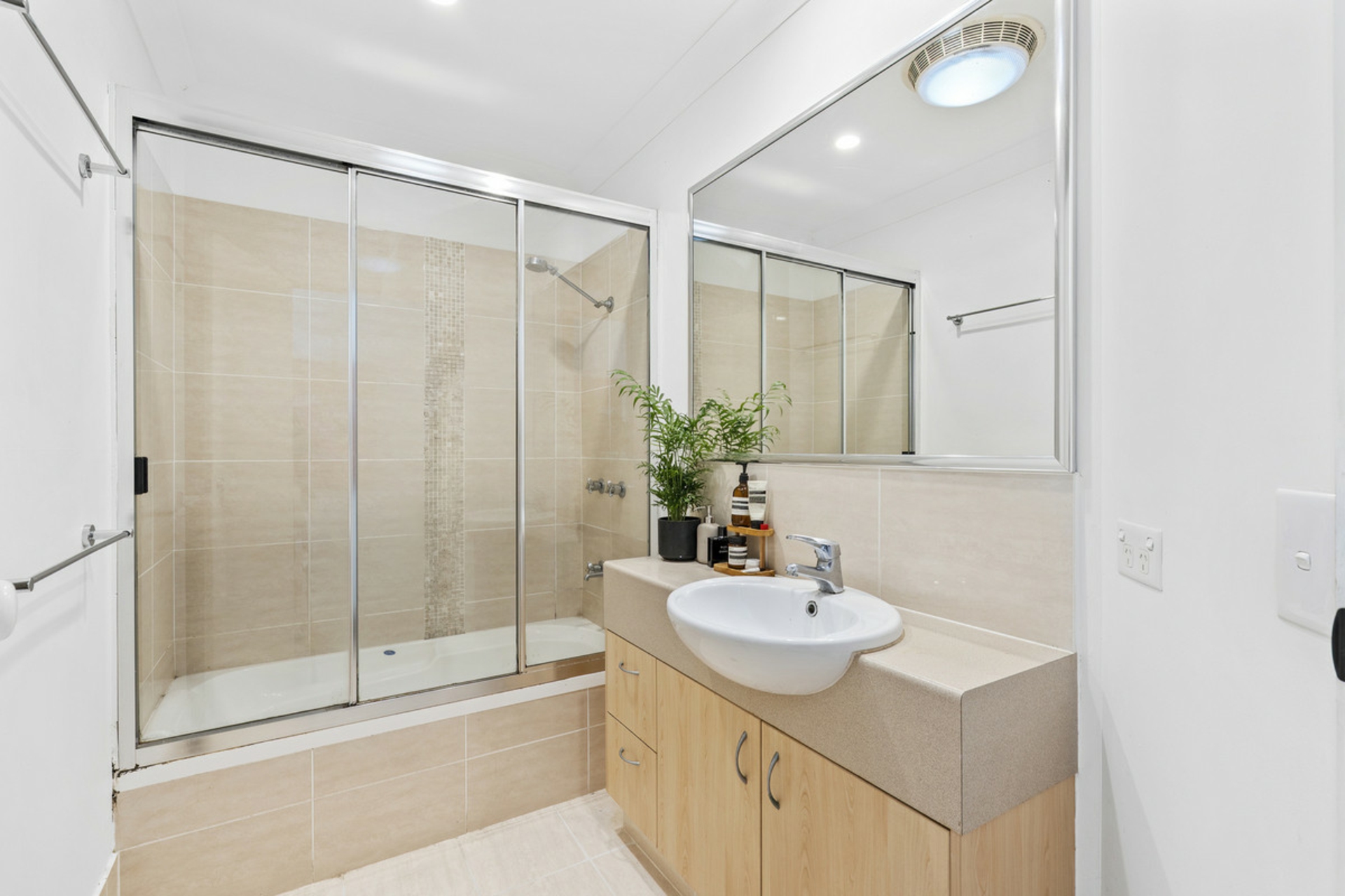 17/15 Ancona Street, CARRARA