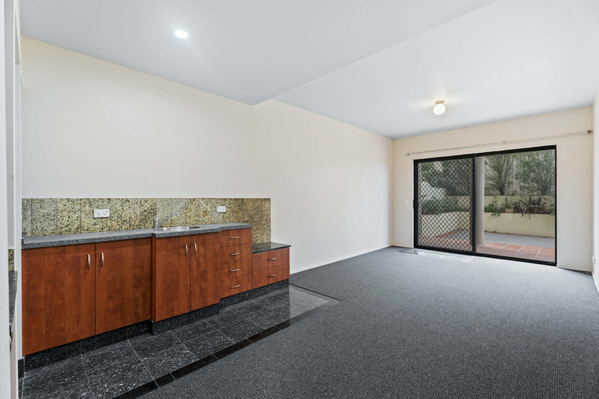 30 Ballah Crescent, Highland Park