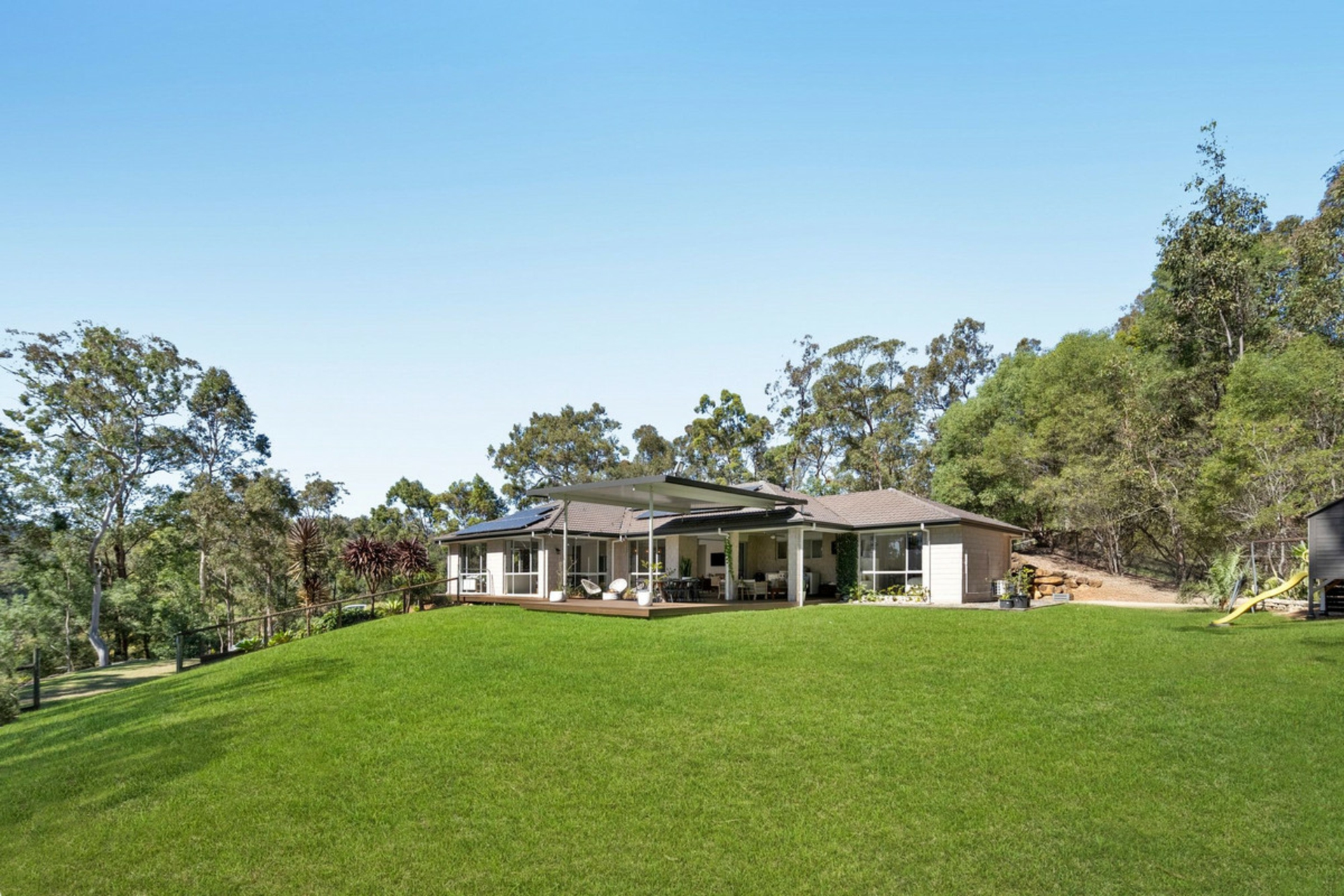 67 Nathanvale Drive, MOUNT NATHAN