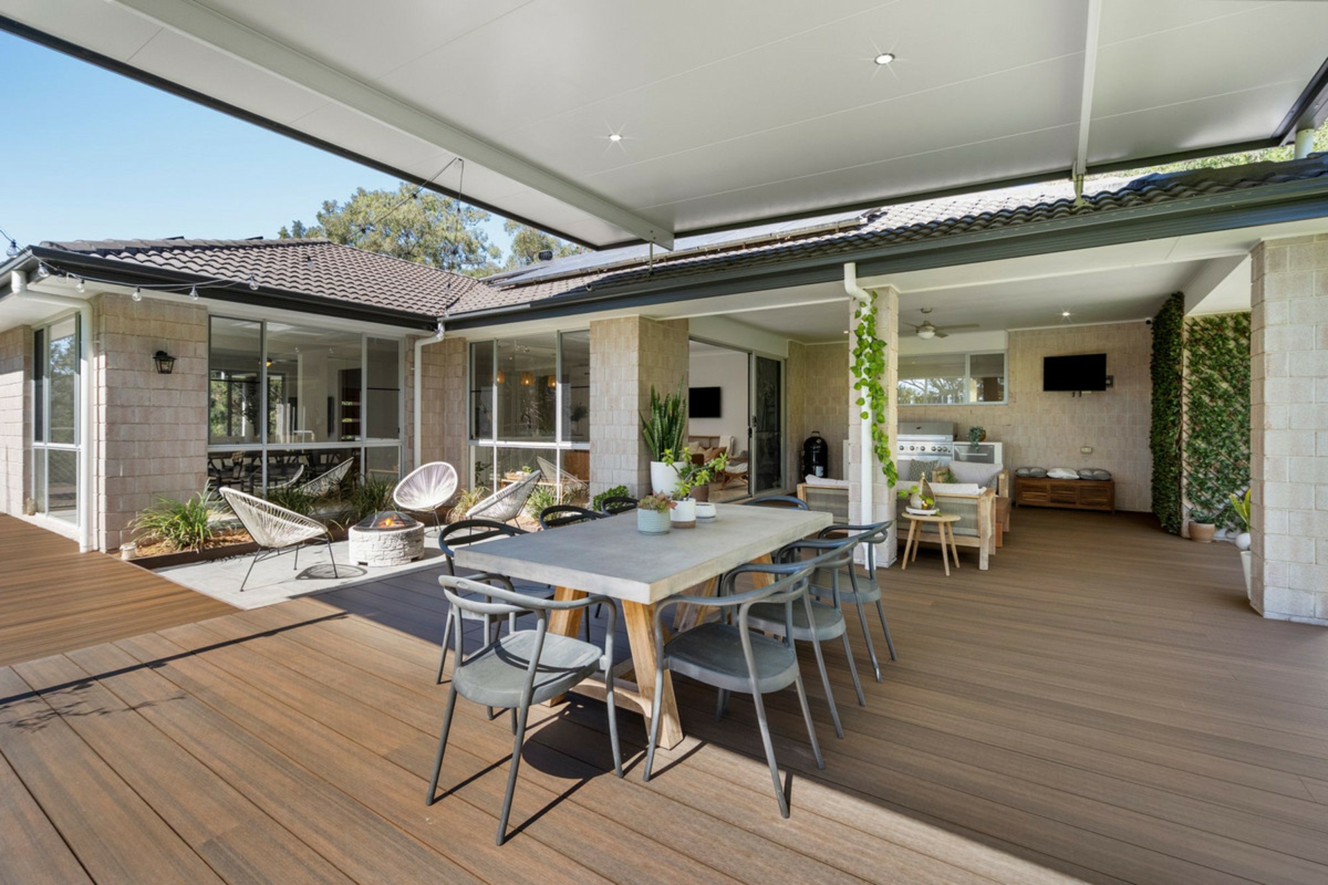 67 Nathanvale Drive, MOUNT NATHAN