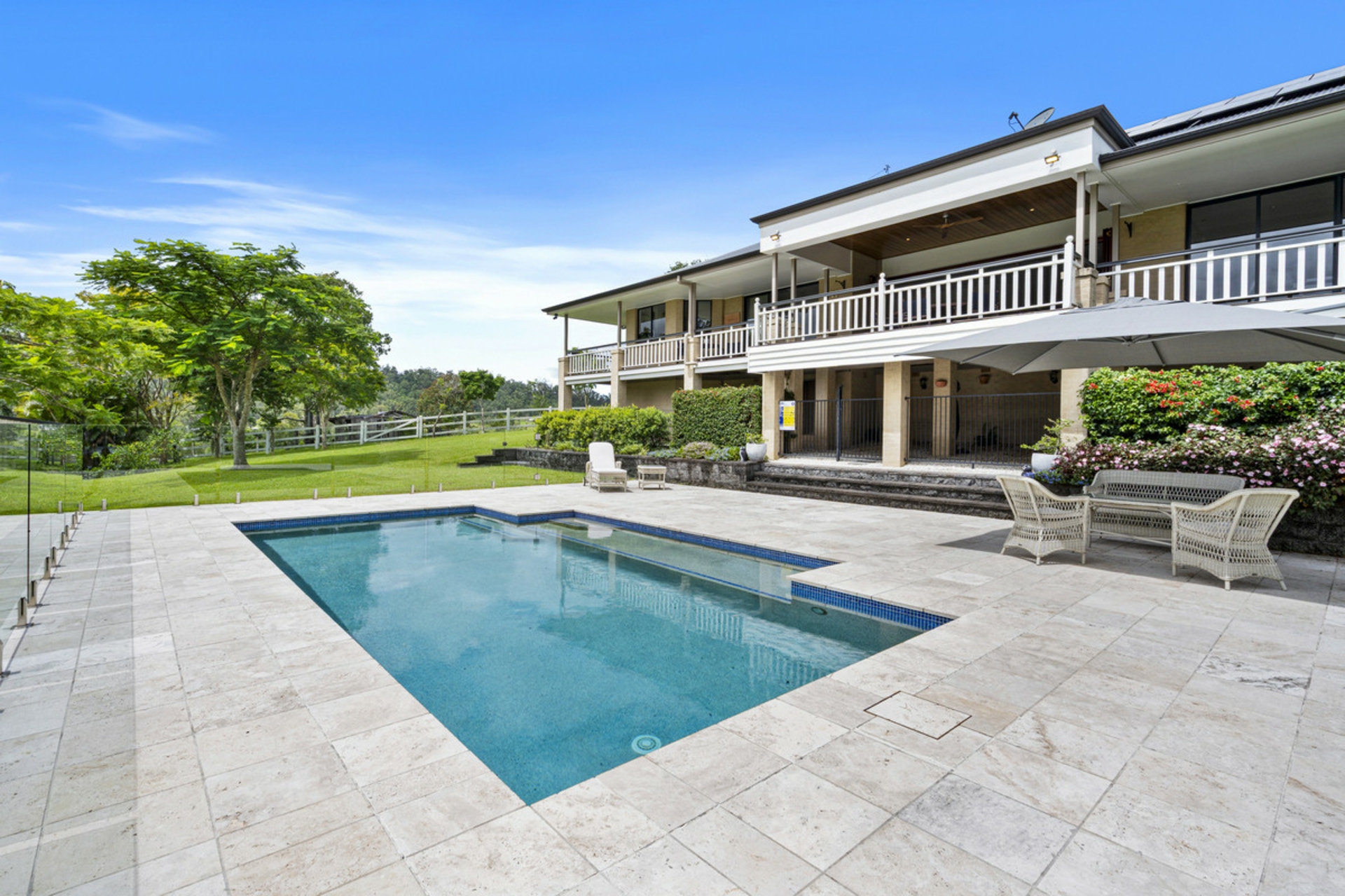 137 Gladrose Crescent — photo from LJ Hooker Nerang