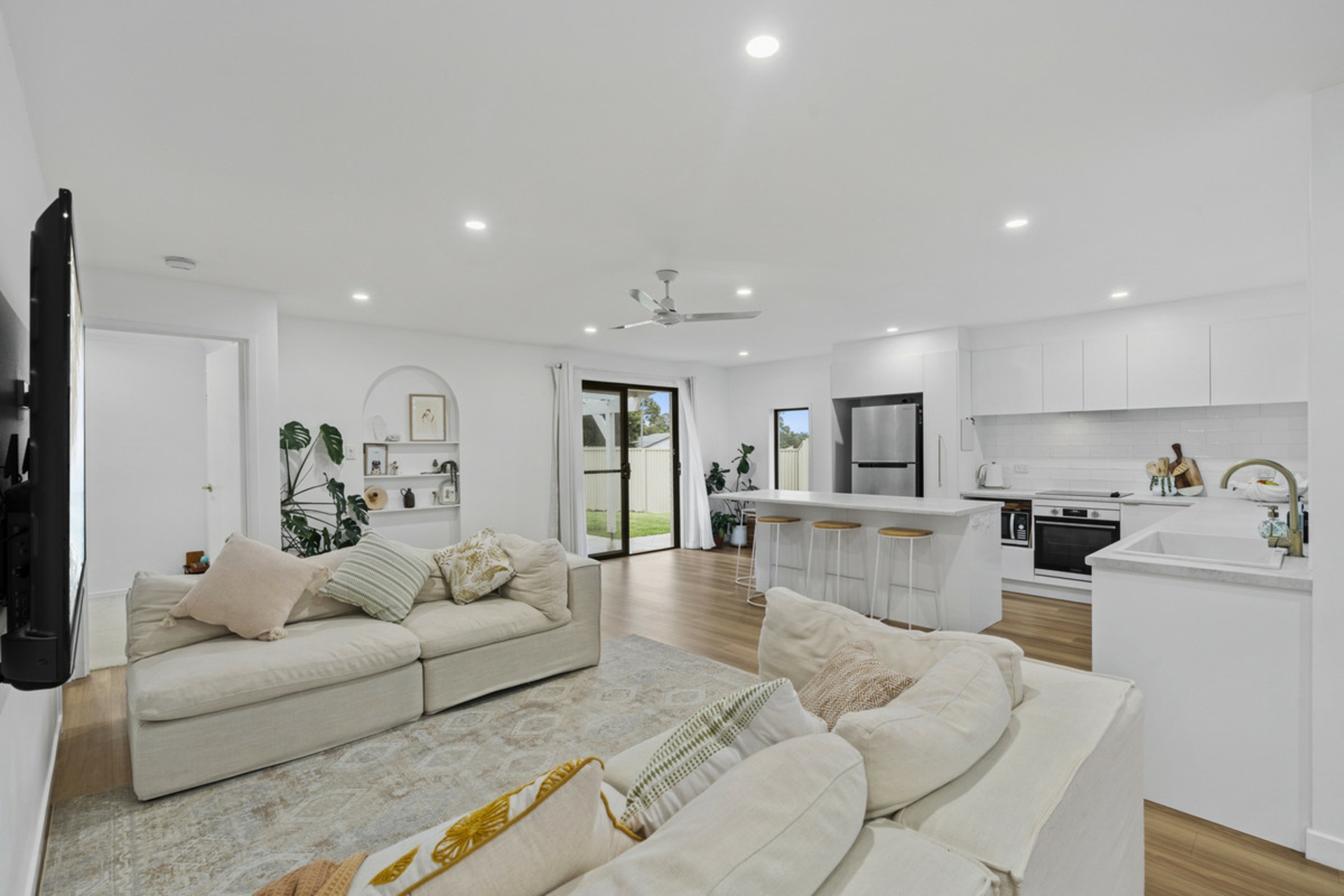 1 Amethyst Court — photo 4 of 19