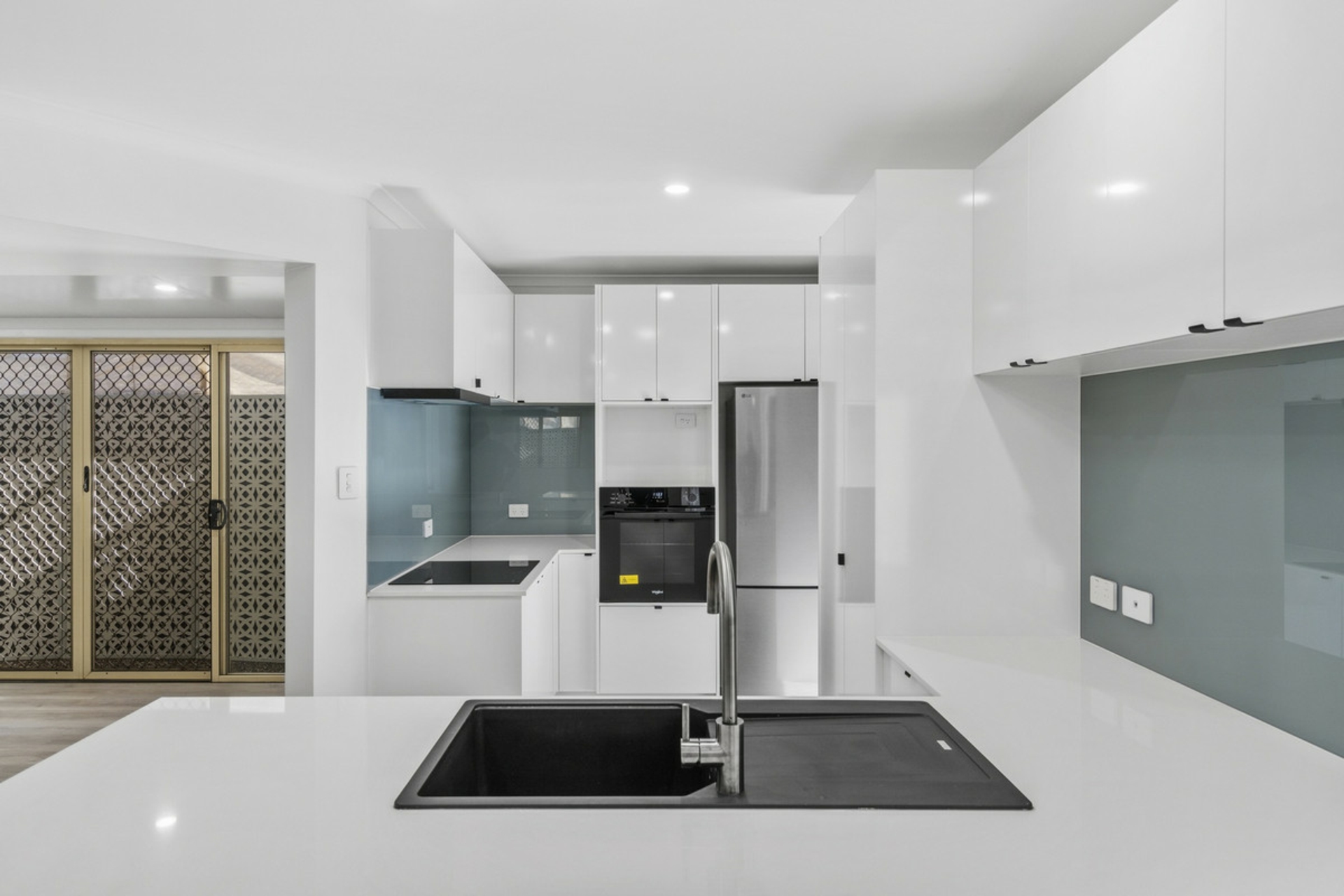 16/44 Helensvale Road — photo from LJ Hooker Nerang