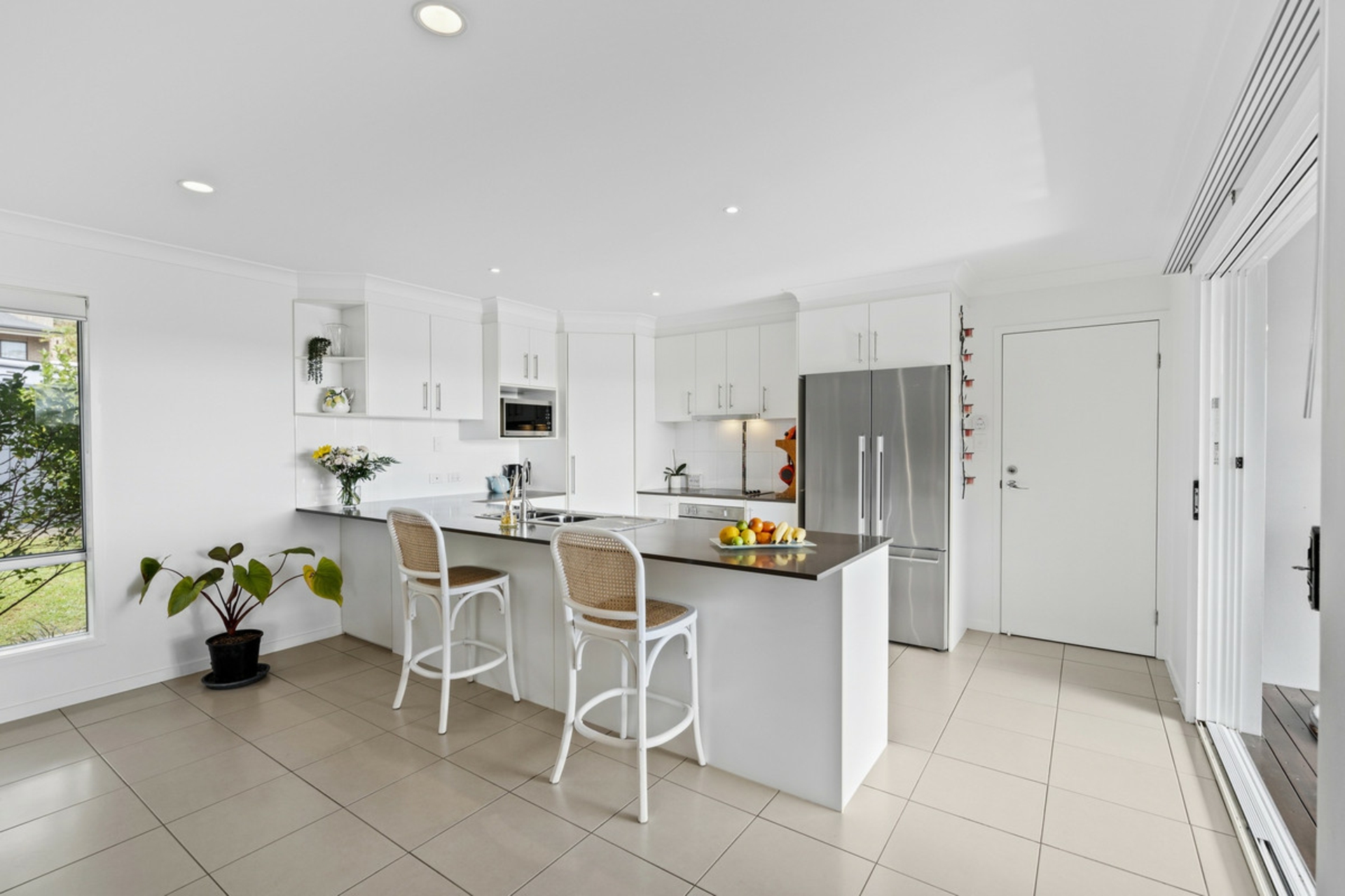 2 Drovers Avenue — photo 3 of 19