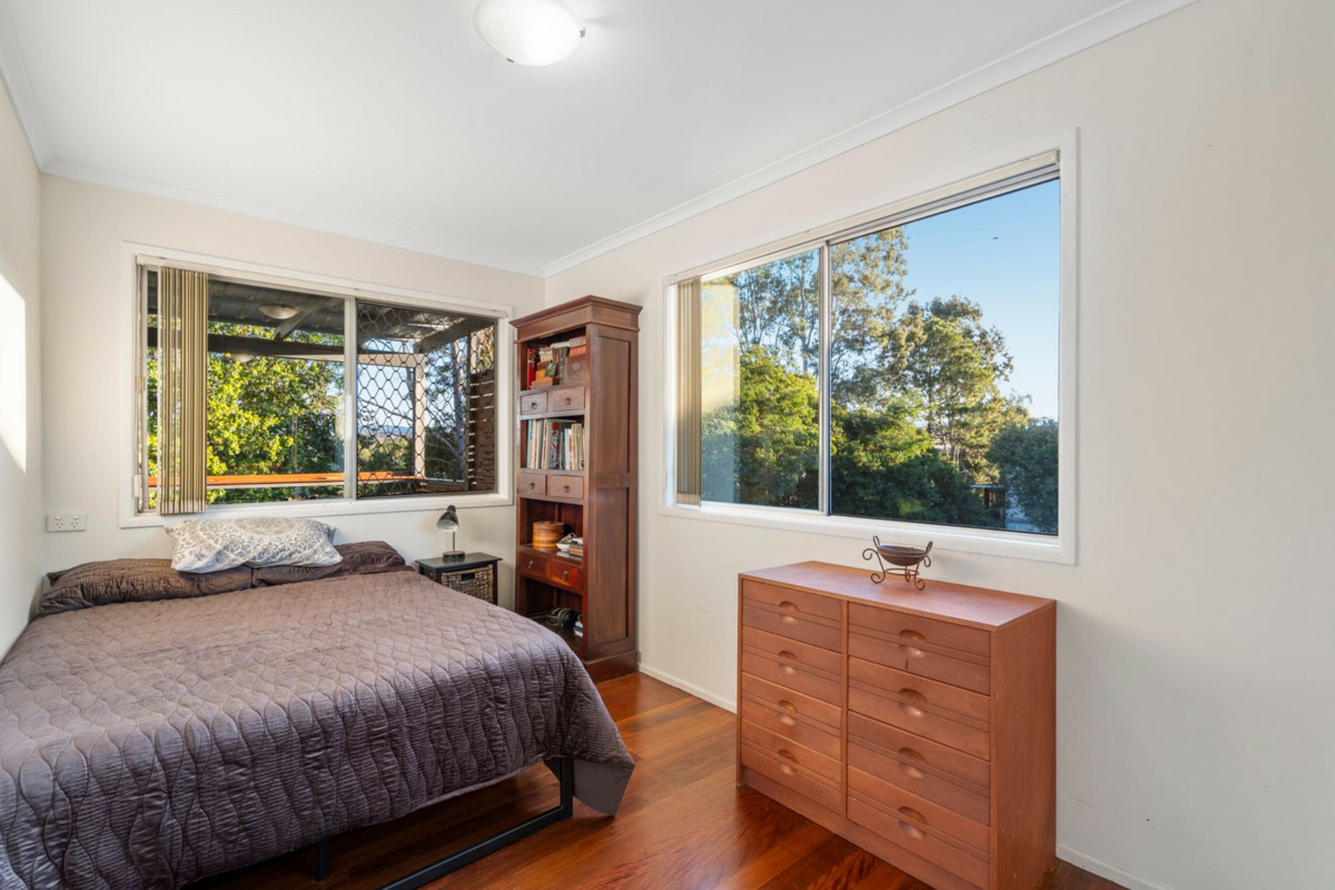 17 Nerang-Broadbeach Road — photo 14 of 22