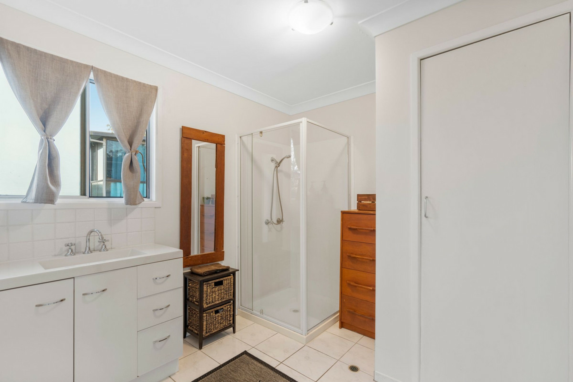 17 Nerang-Broadbeach Road — photo 15 of 22