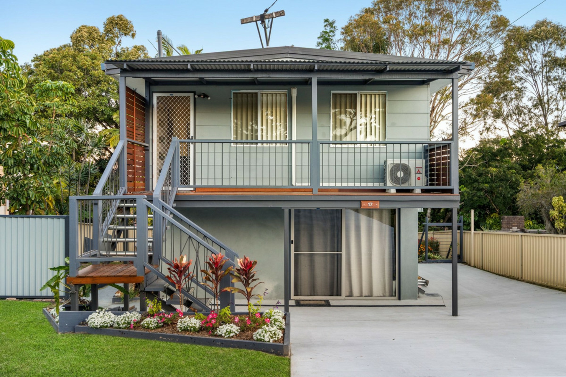 17 Nerang-Broadbeach Road — photo 16 of 22