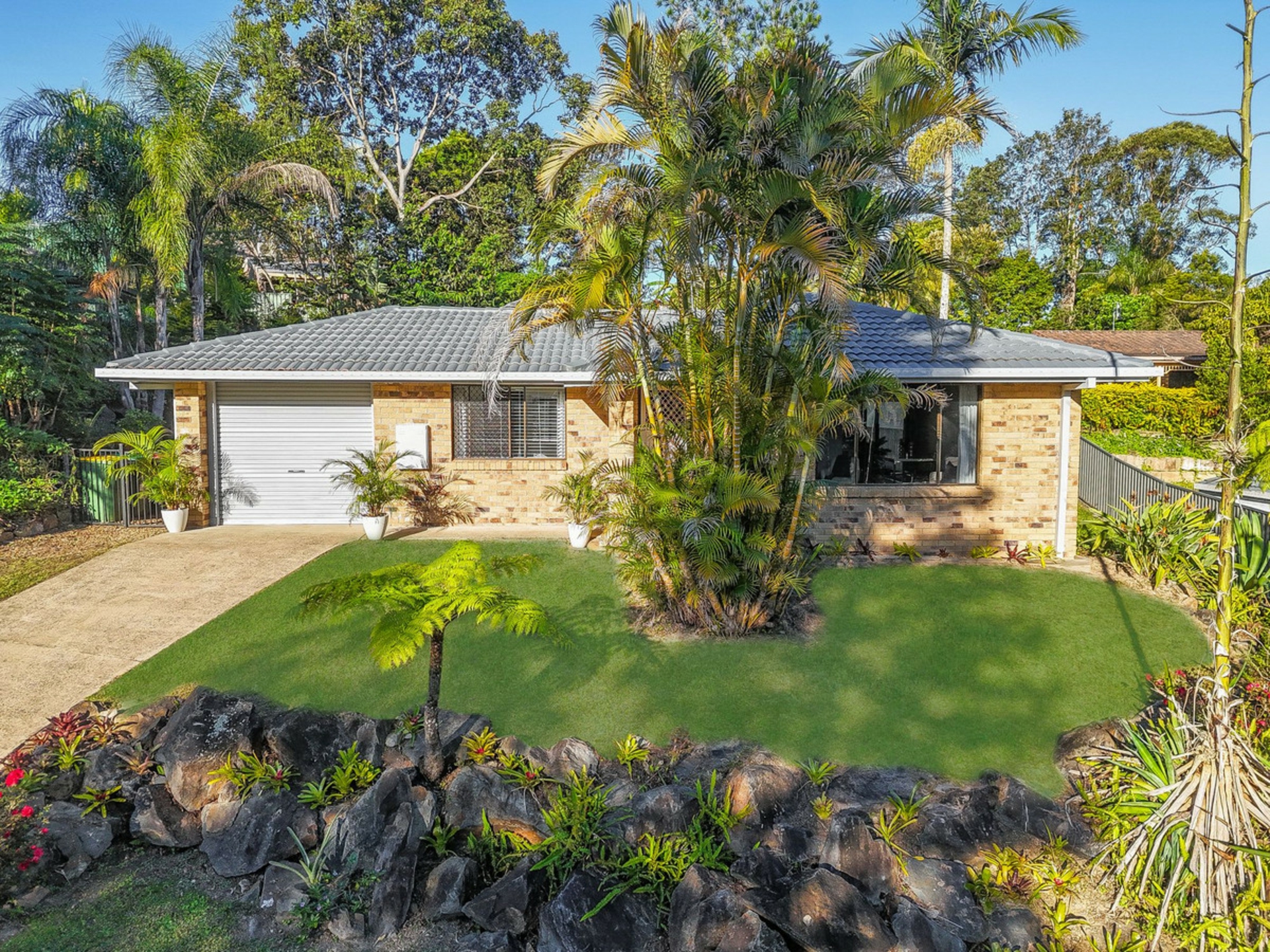 51 Balyando Drive — photo 2 of 25
