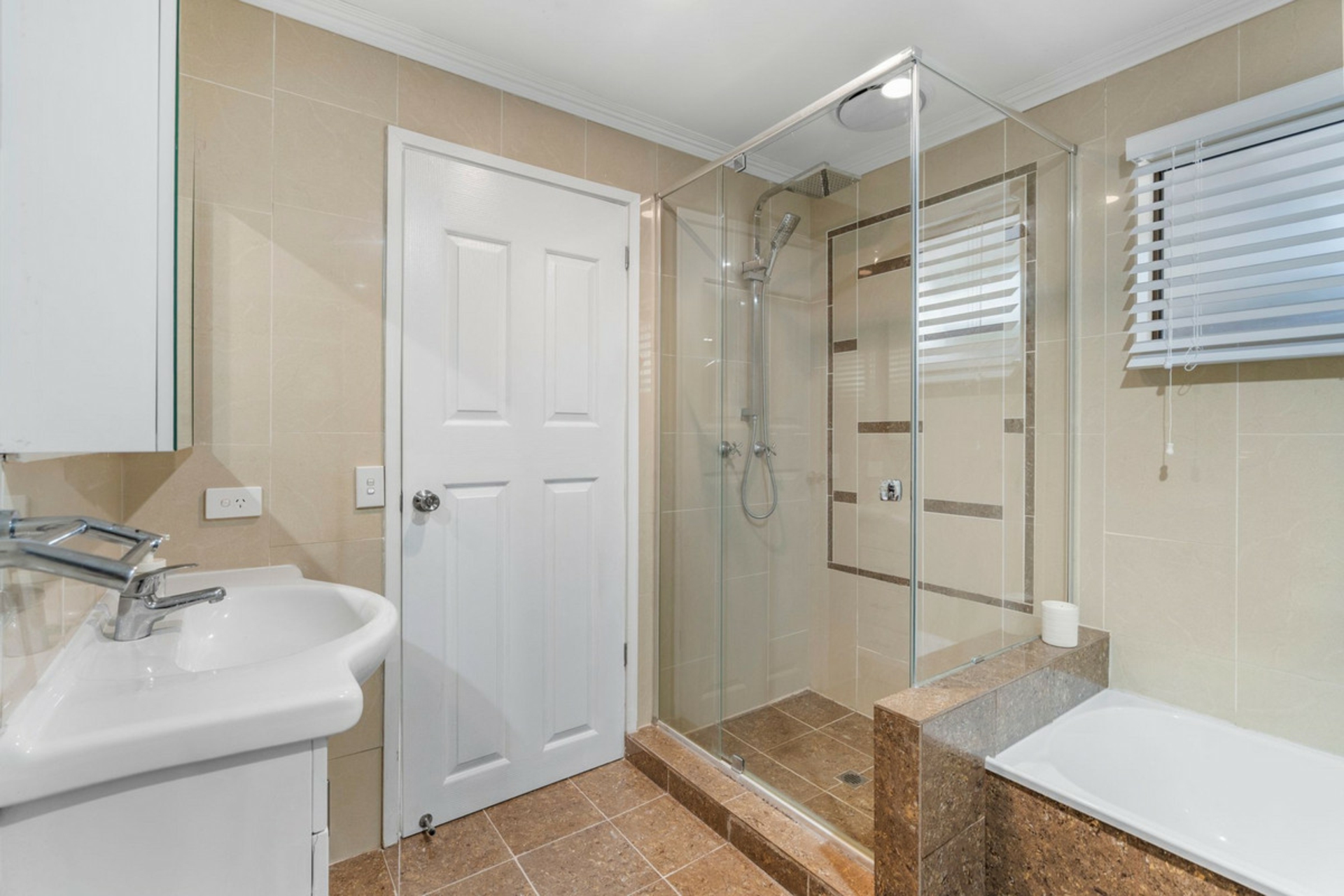 51 Balyando Drive — photo 12 of 25