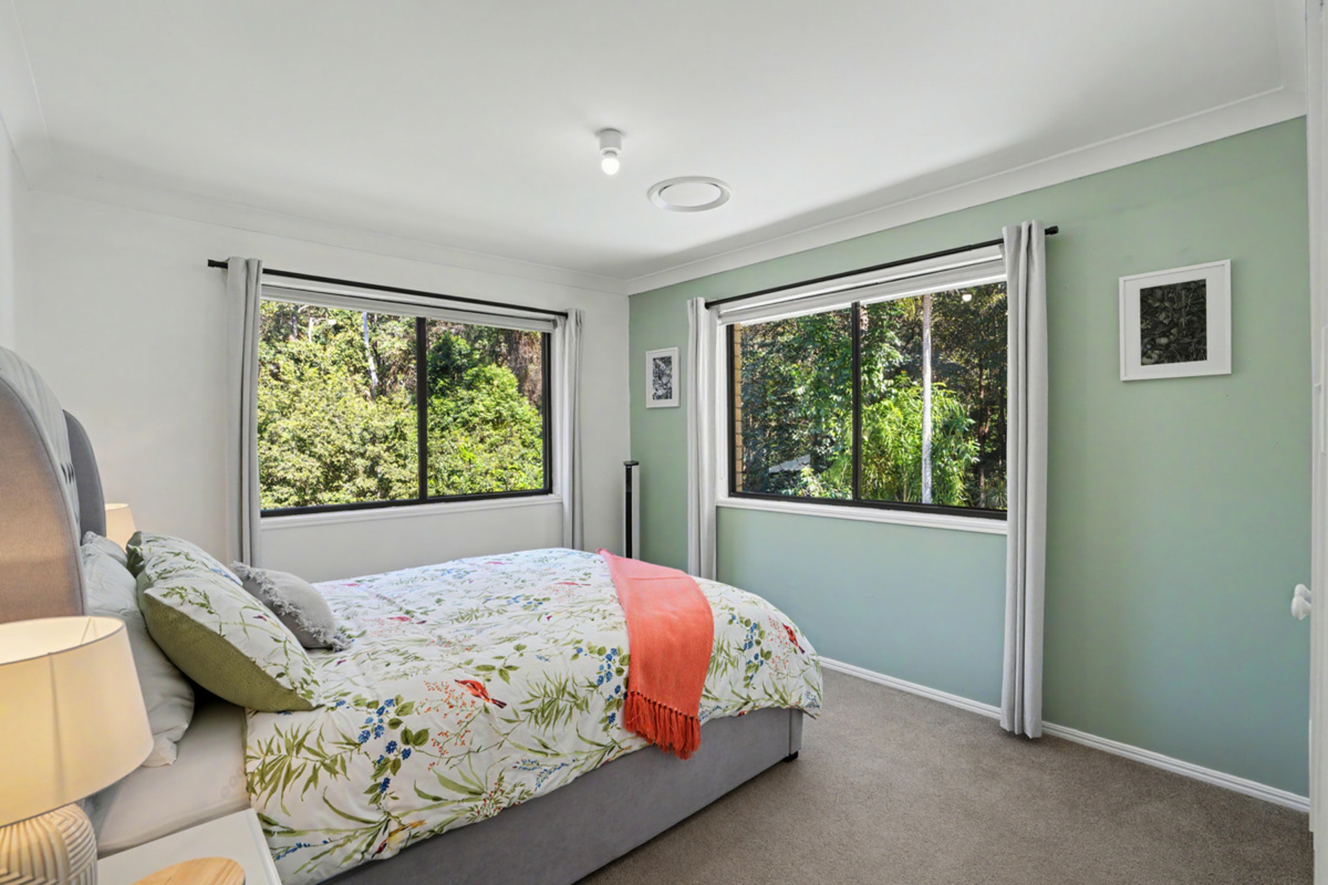 17 Lords Avenue — photo 5 of 28