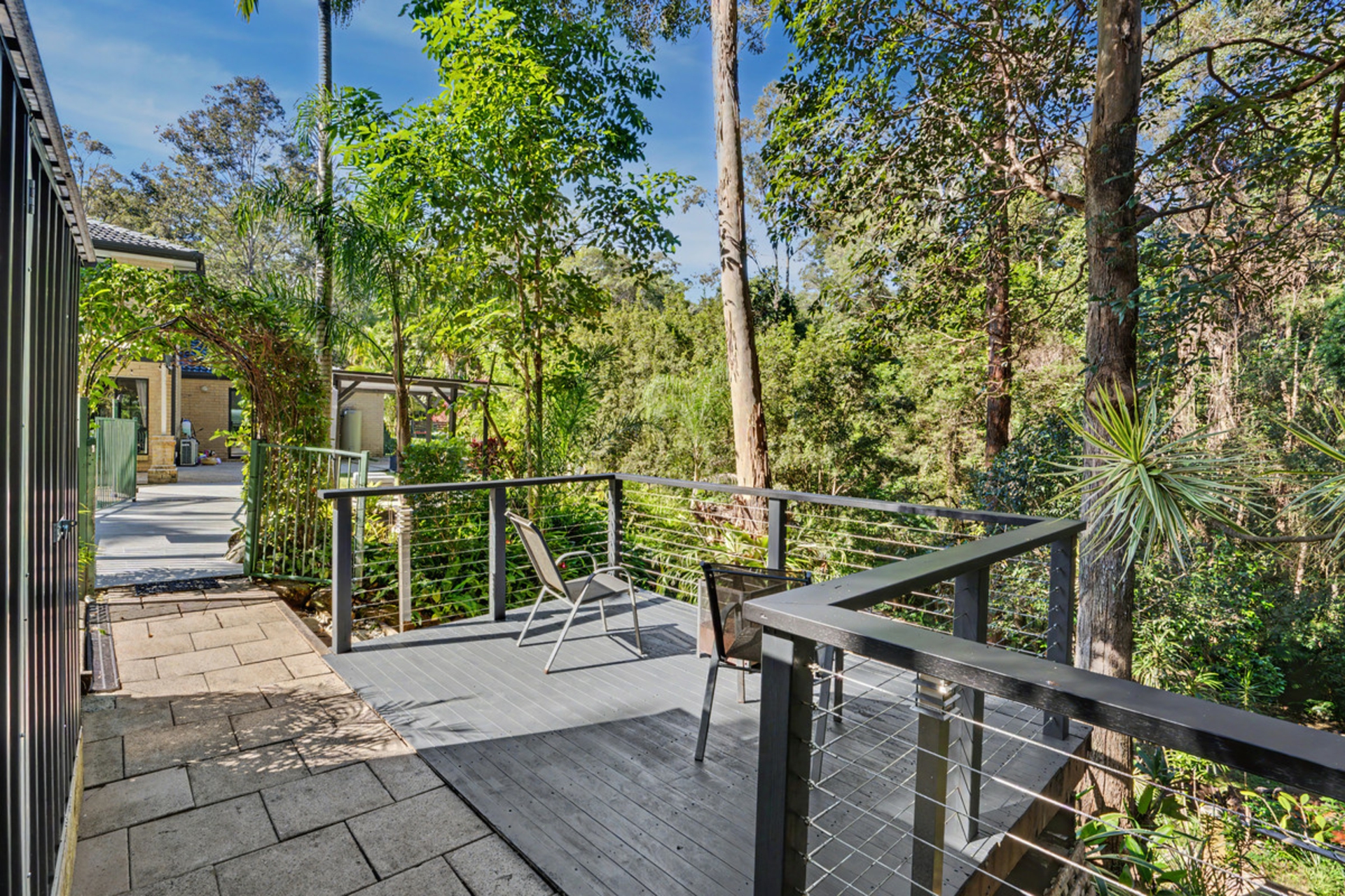 17 Lords Avenue — photo 18 of 28