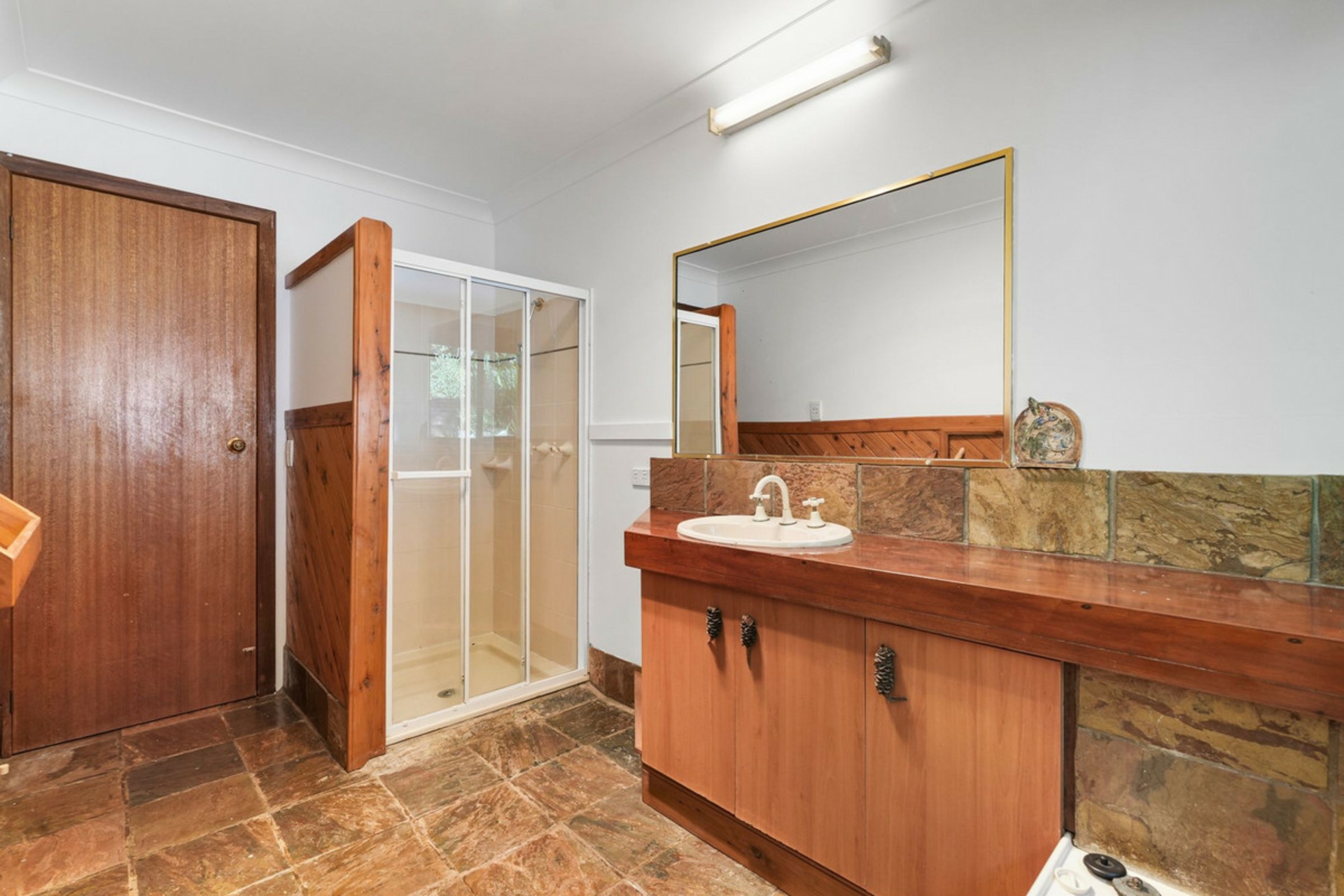 77-79 Akoonah Drive — photo 18 of 30
