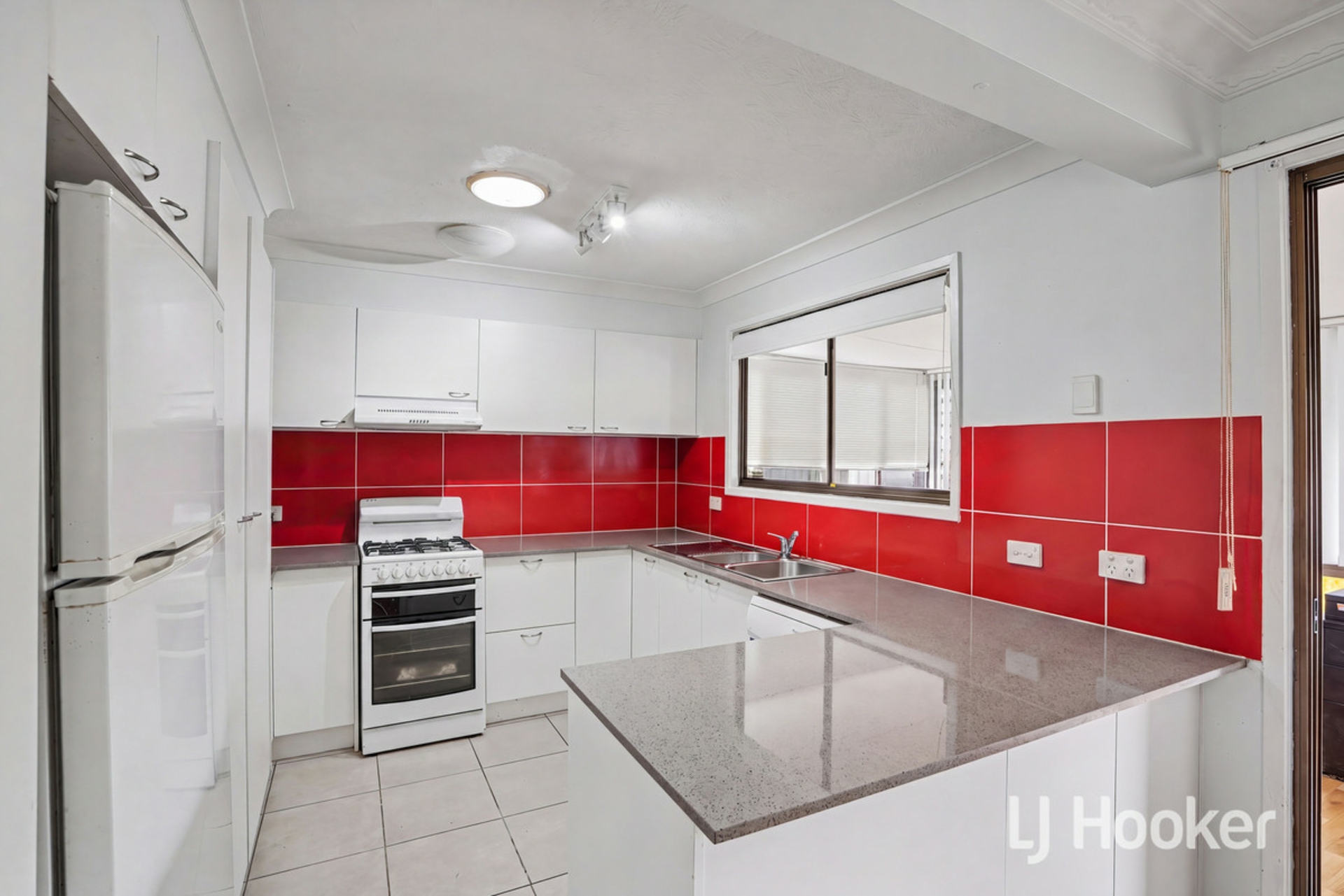 53/456 Nerang Broadbeach Road — photo 3 of 19