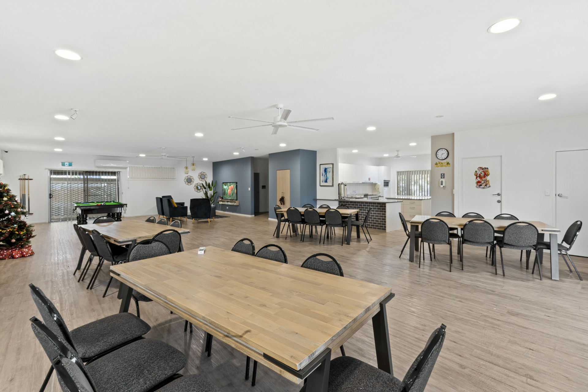 53/456 Nerang Broadbeach Road — photo 16 of 19
