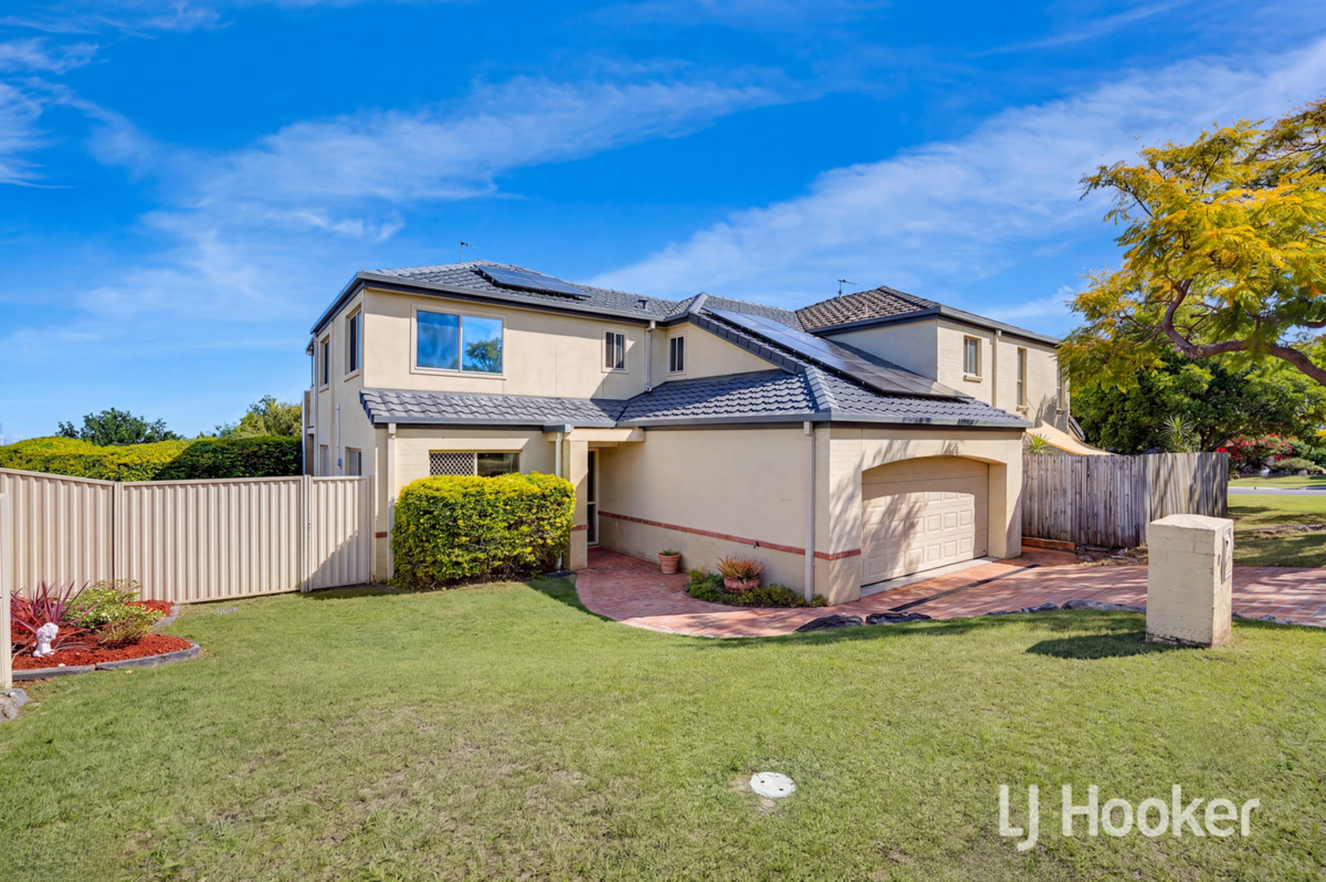 1/1 Van Brugge Court — photo 11 of 17