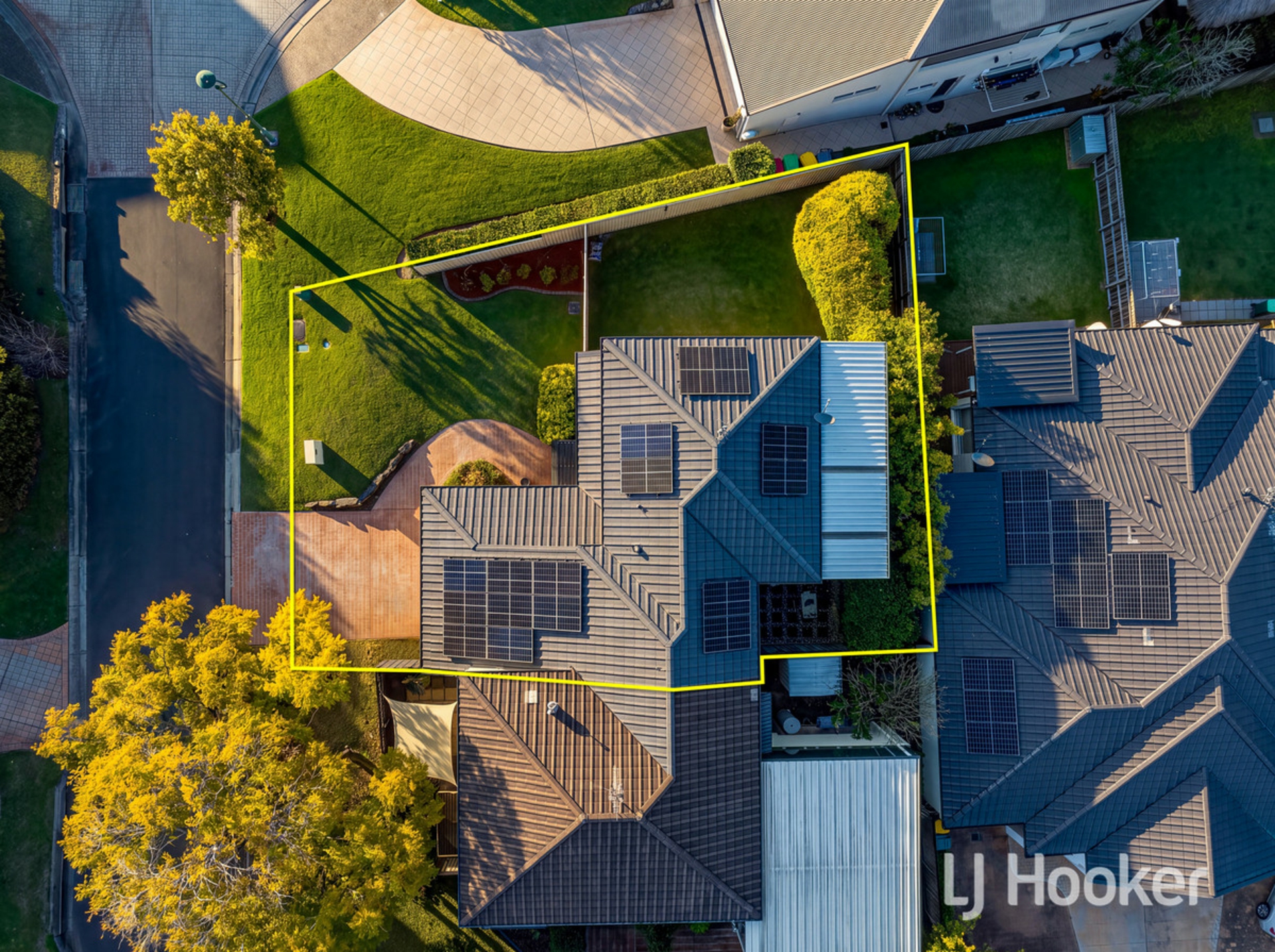 1/1 Van Brugge Court — photo 15 of 17