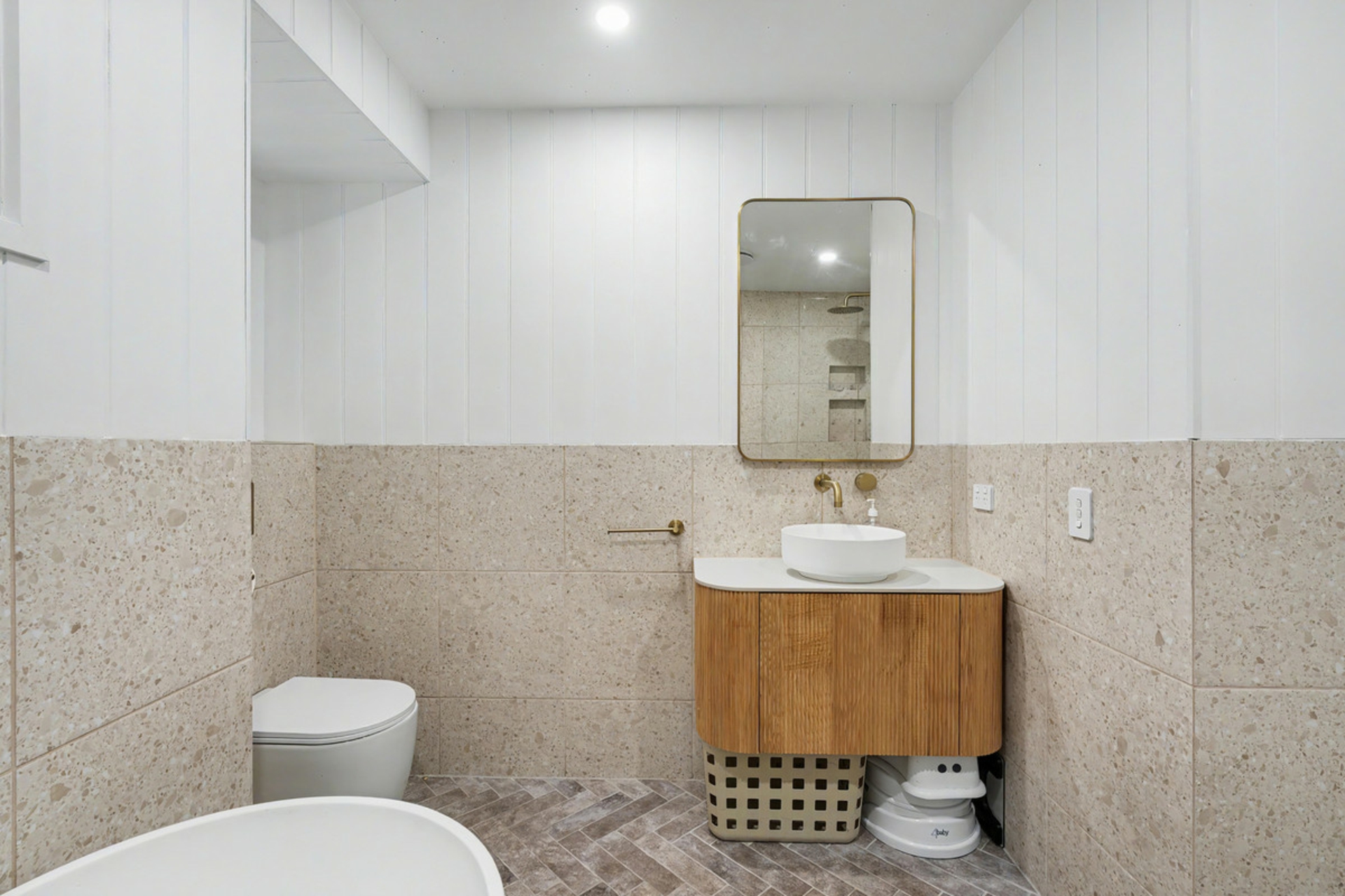 49 Balyando Drive — photo 5 of 16