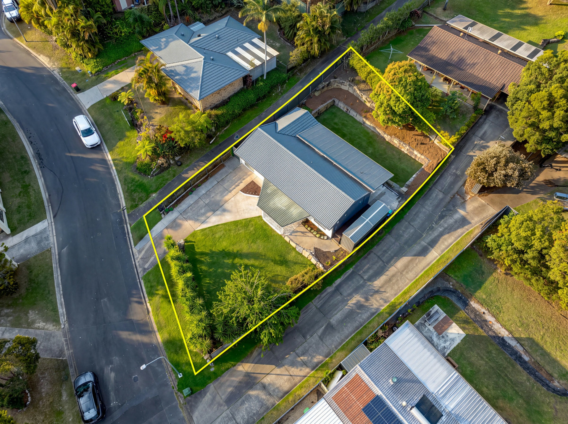 49 Balyando Drive — photo 13 of 16