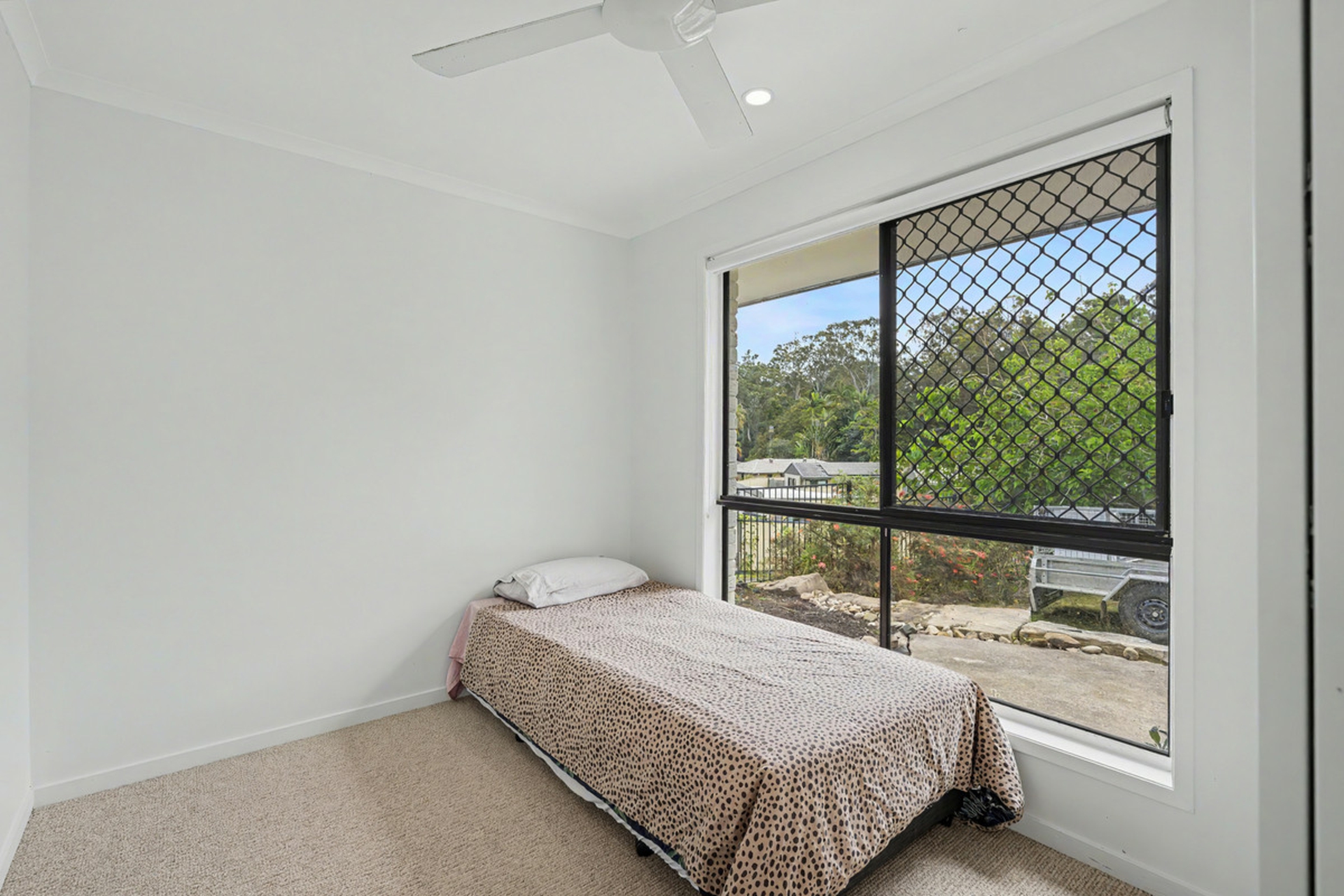 49 Balyando Drive — photo 14 of 16