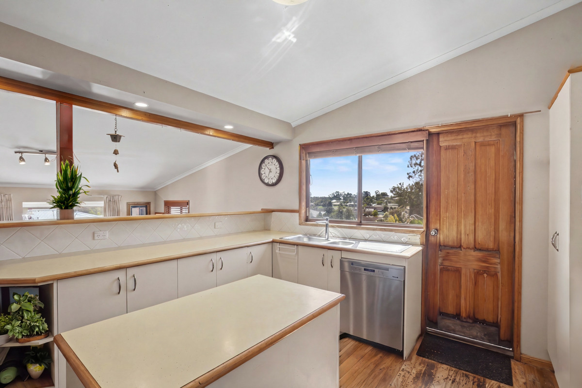4 Kaffia Court — photo 15 of 22