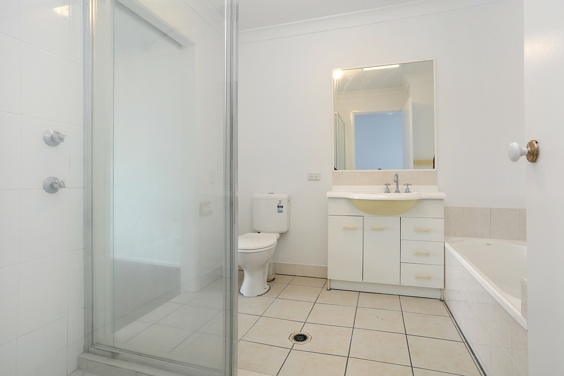 38/15 Yaun Street — photo 7 of 12