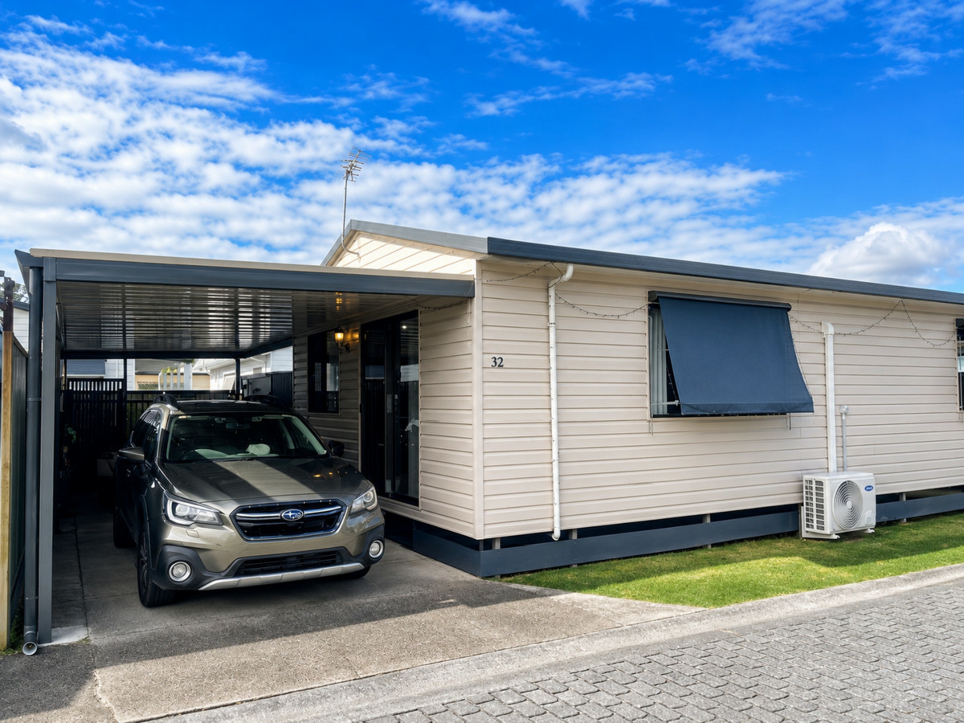 32/456 Nerang Broadbeach Road — photo 3 of 9
