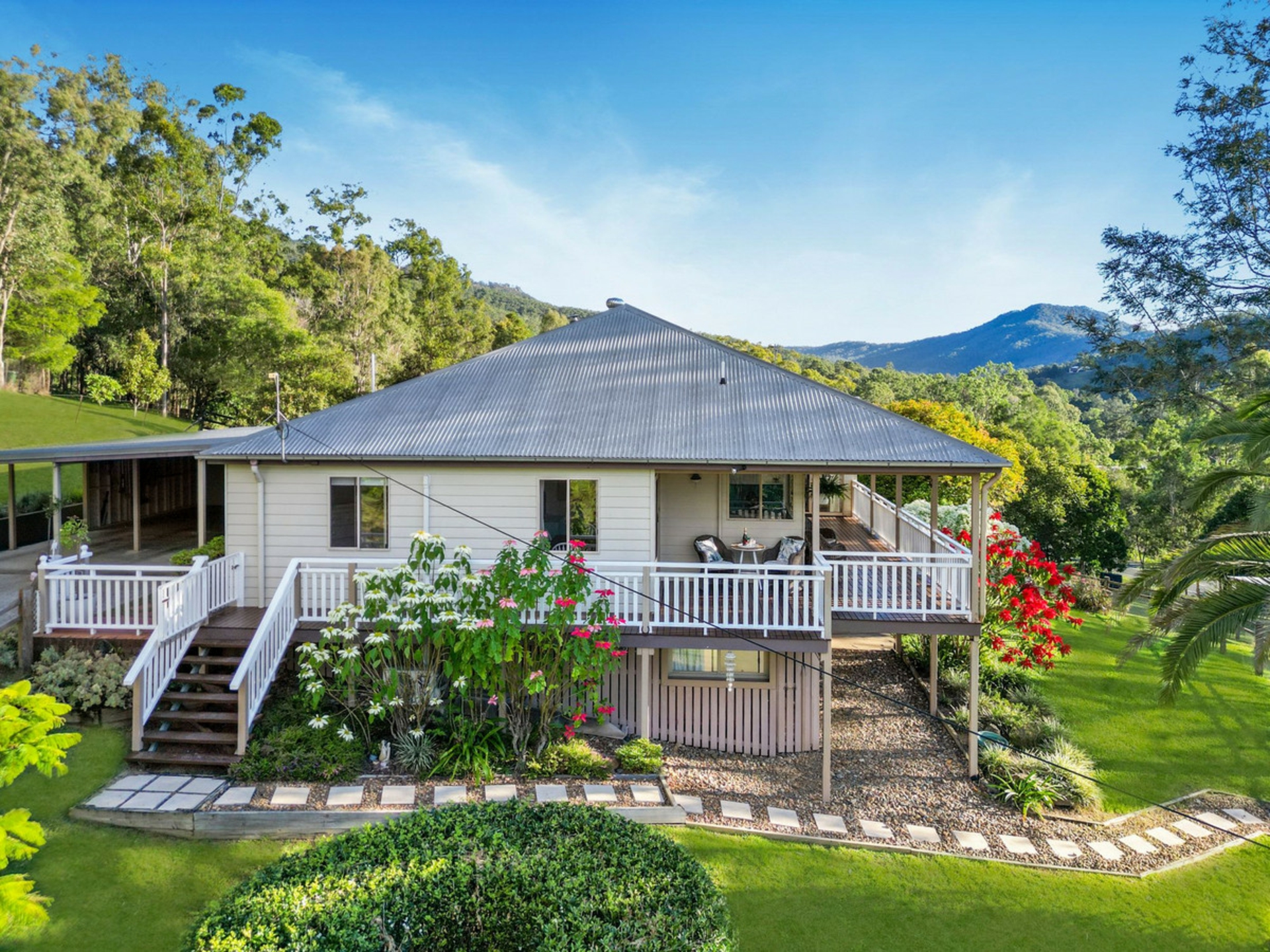 169 Lamington National Park Road — photo 15 of 30