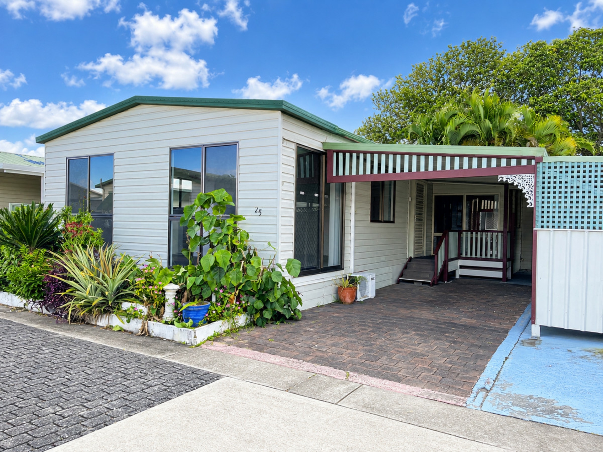 25/456 Nerang Broadbeach Road — photo from LJ Hooker Nerang