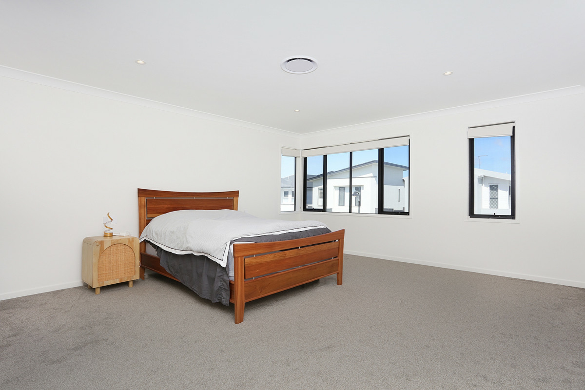 14 Headway Street — photo 8 of 11