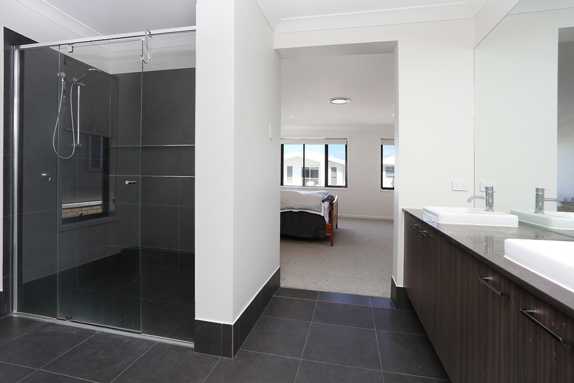 14 Headway Street — photo 9 of 11