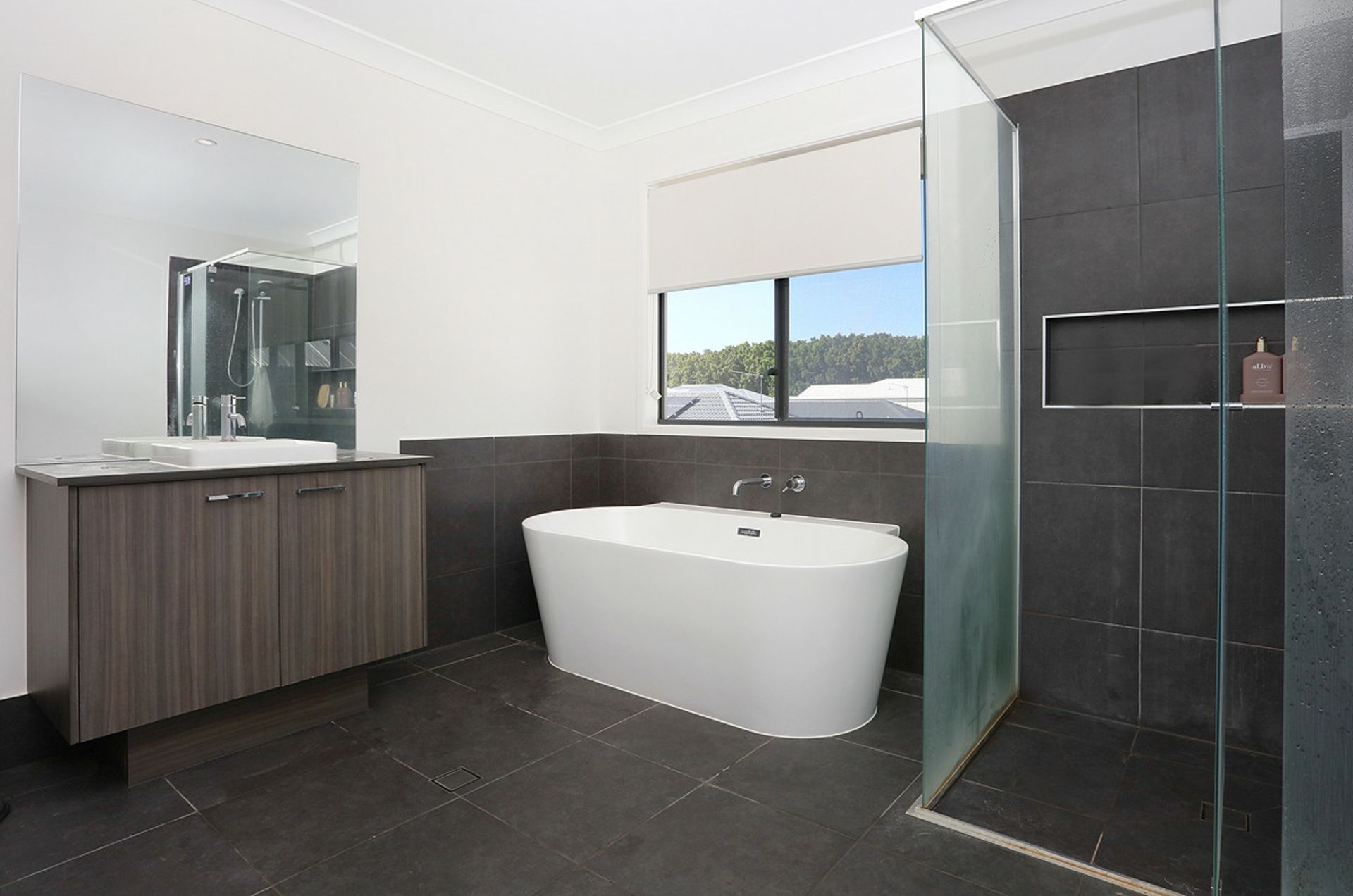 14 Headway Street — photo 10 of 11