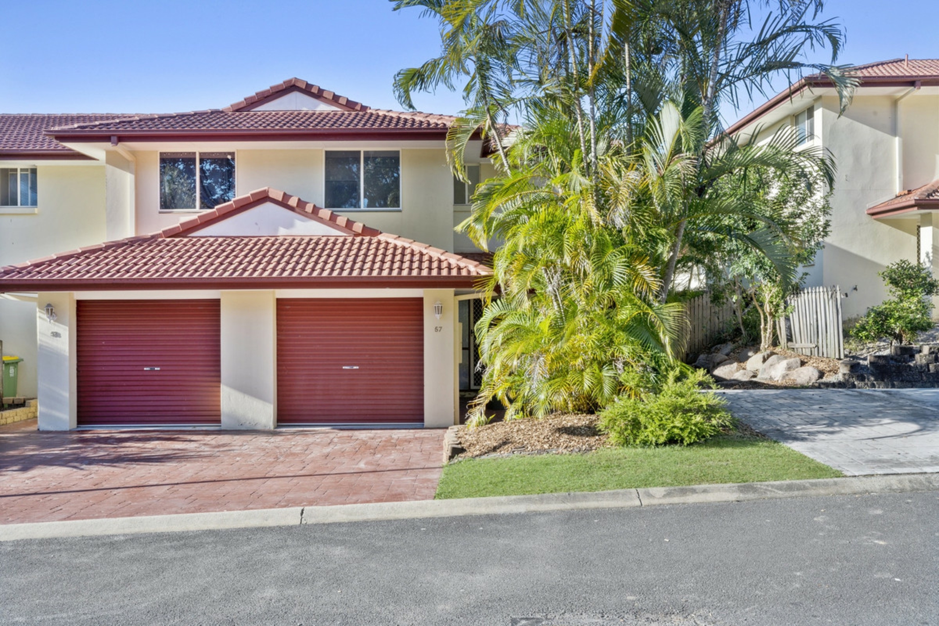 57/102-104 Alexander Drive — photo from LJ Hooker Nerang