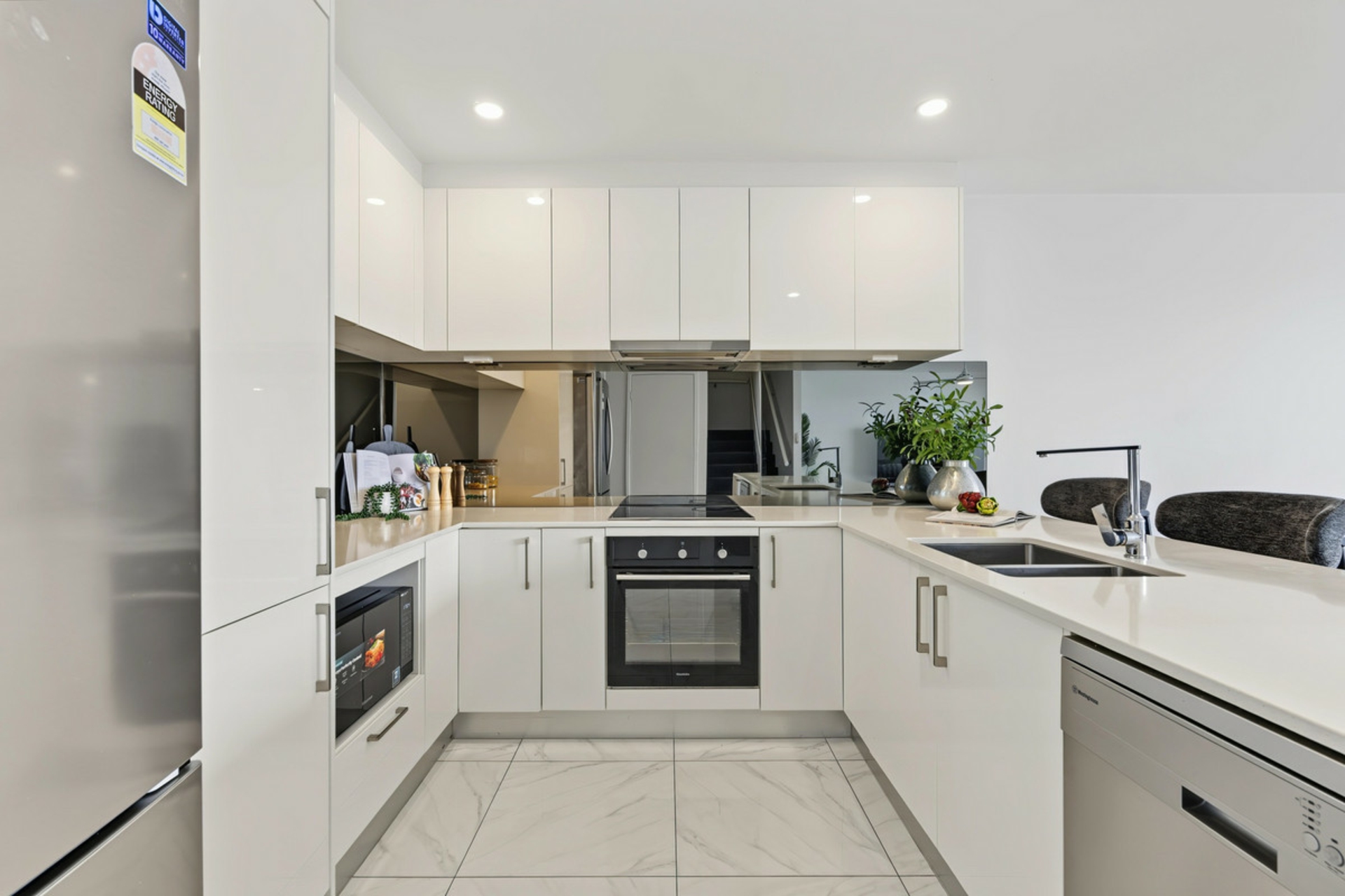 37/34 John Francis Drive — photo 4 of 24