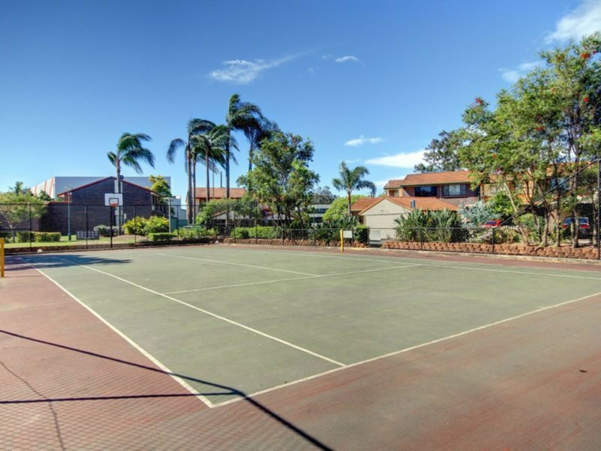 7 Banksia Court 67 Nerang Street — photo 10 of 12