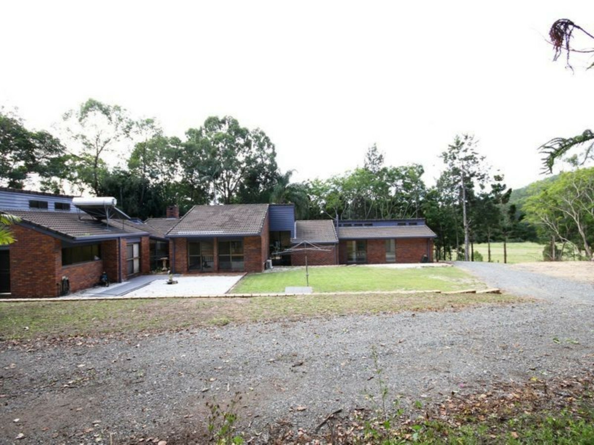 1025 Beaudesert-Nerang Road — photo 12 of 20