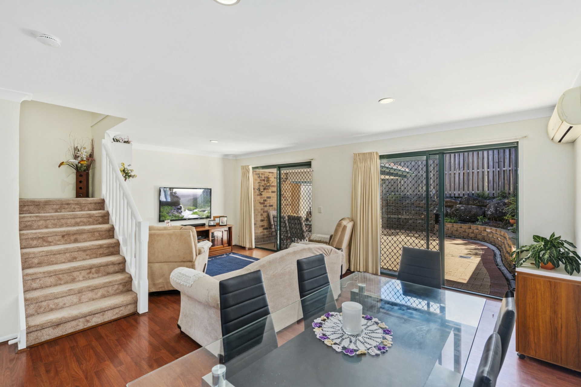 10/19 Doyalson Place — photo 2 of 14