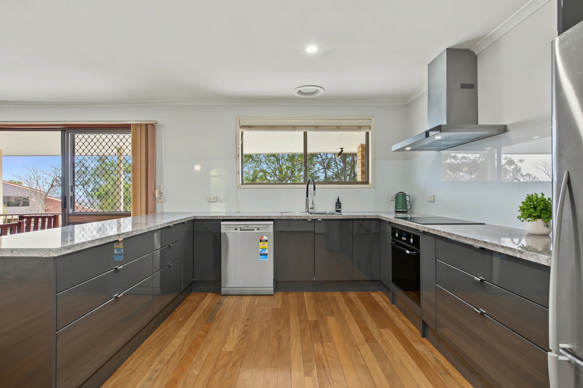 12 Churchill Court — photo 2 of 19