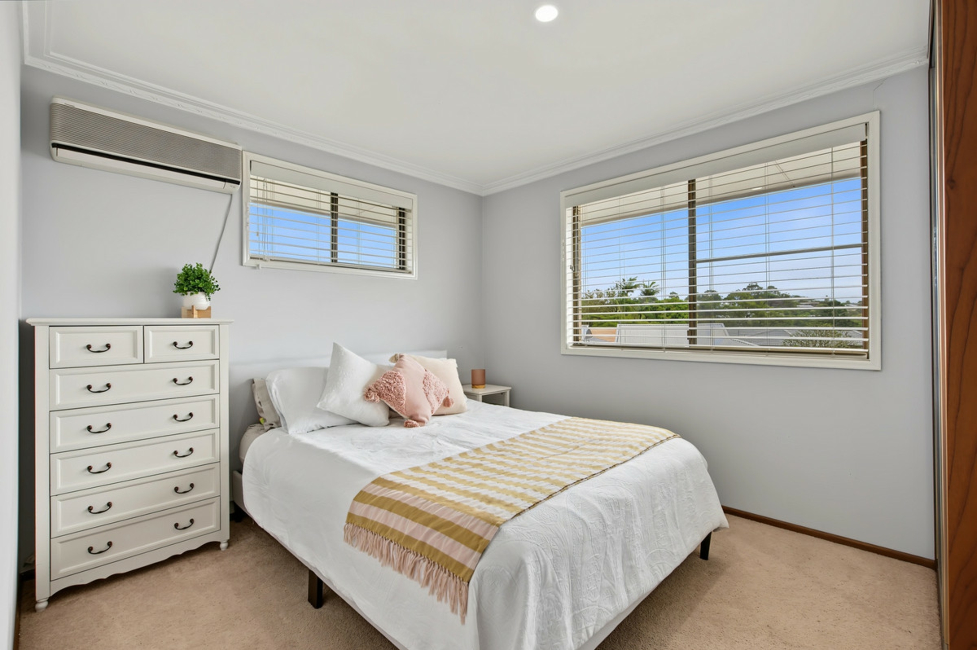 12 Churchill Court — photo 11 of 19