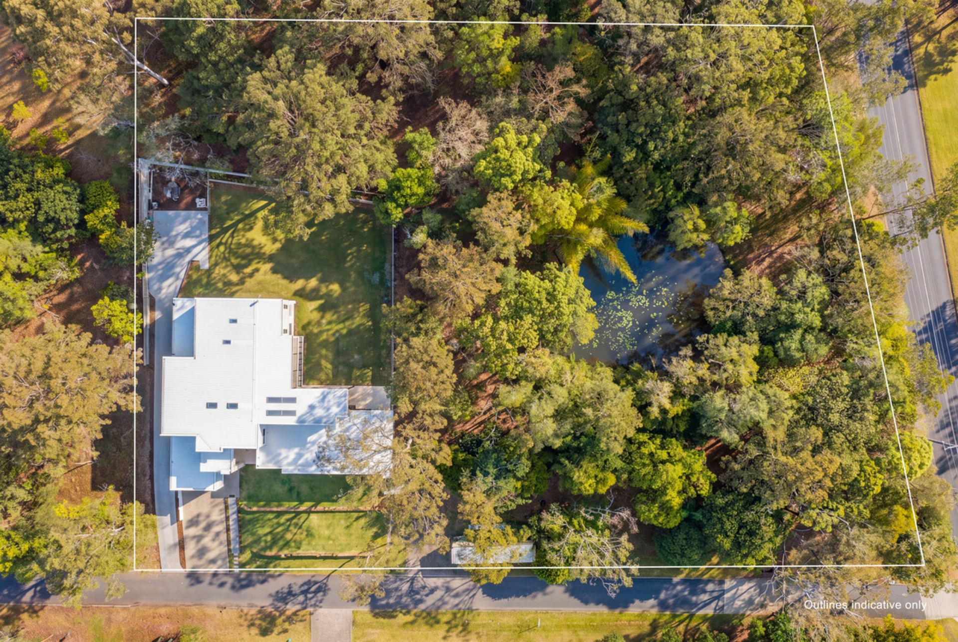 76 Country Crescent — photo 4 of 30