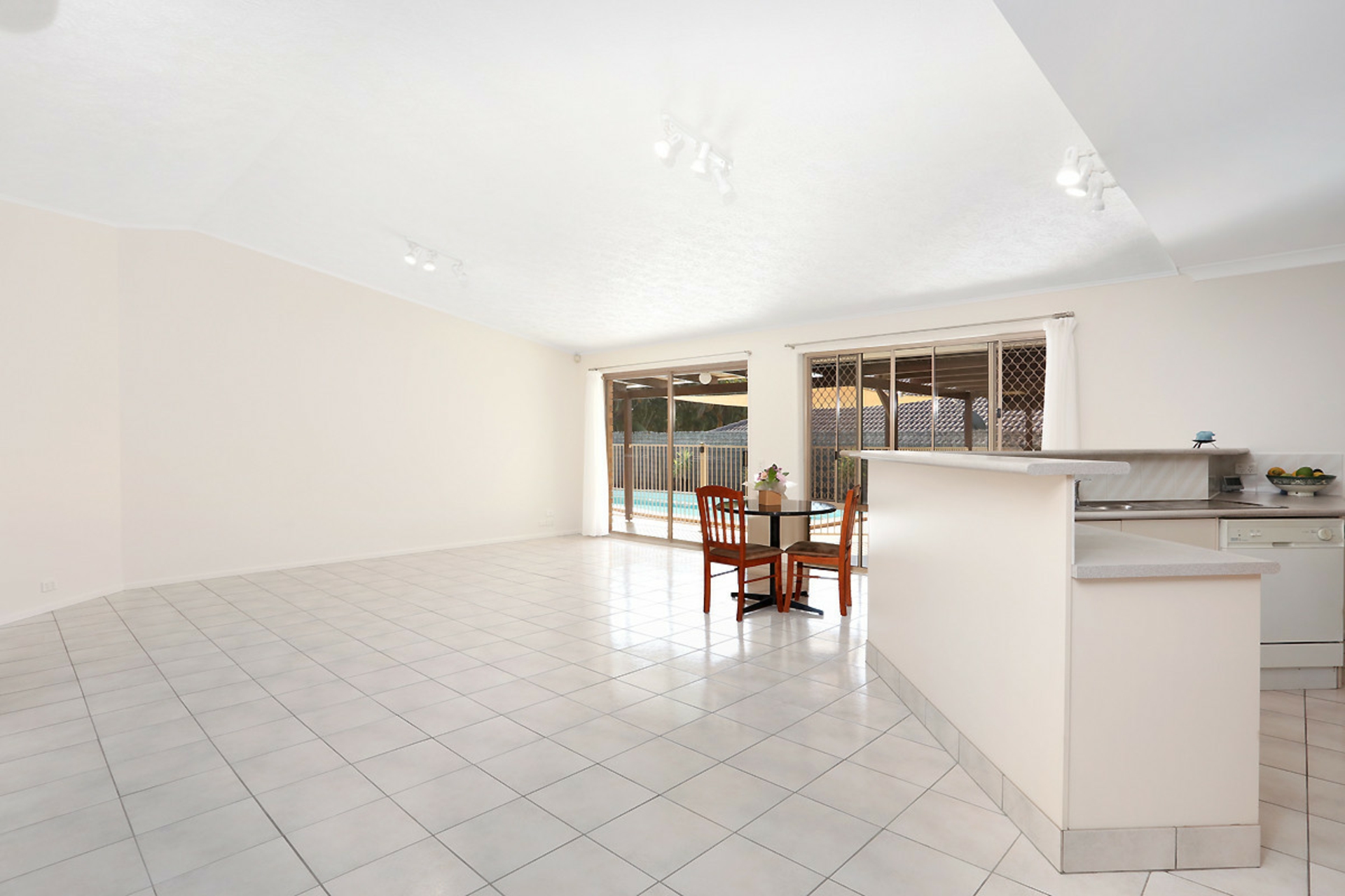 5 Conadilly Court — photo 4 of 11
