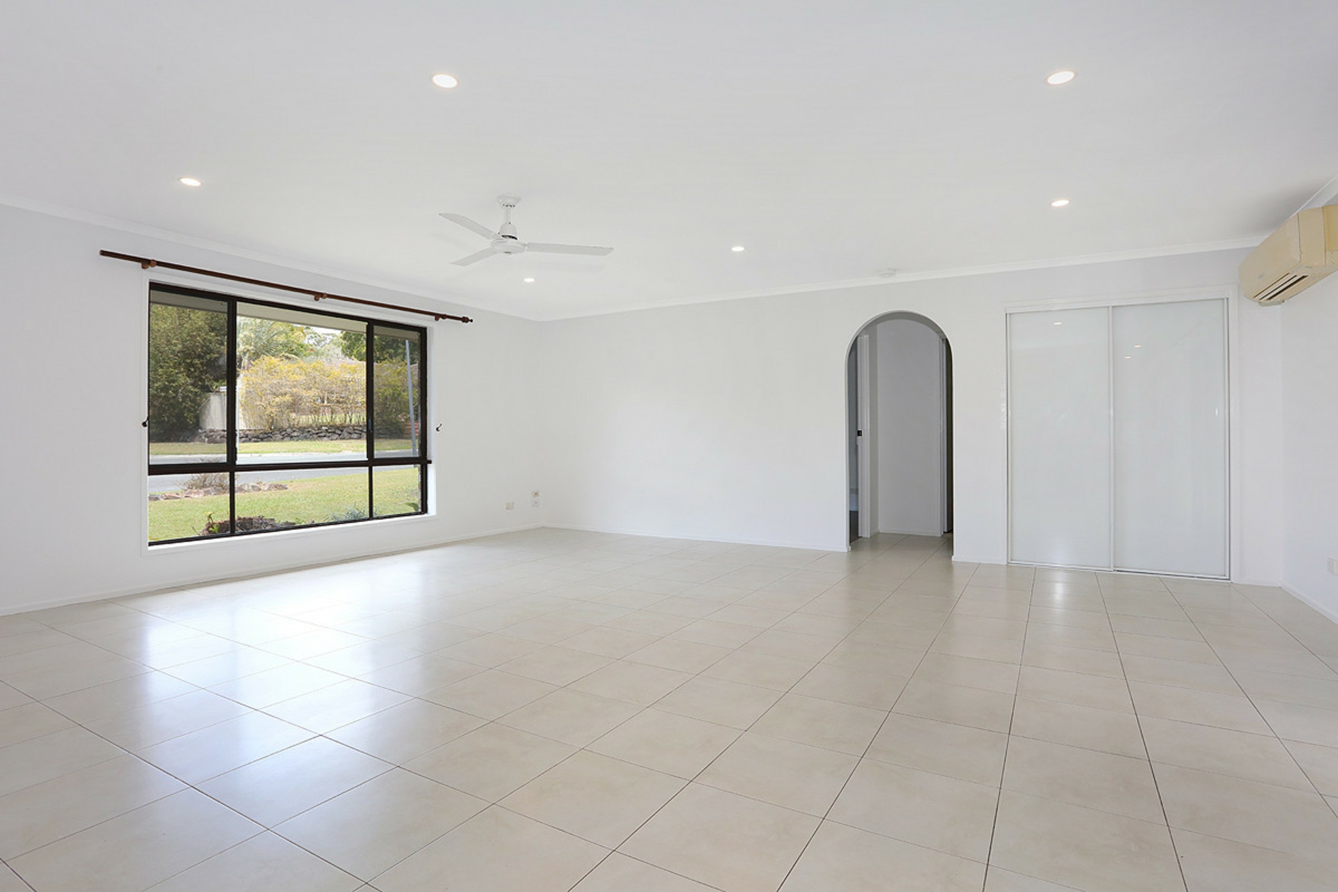 31 Lexington Drive — photo 5 of 10